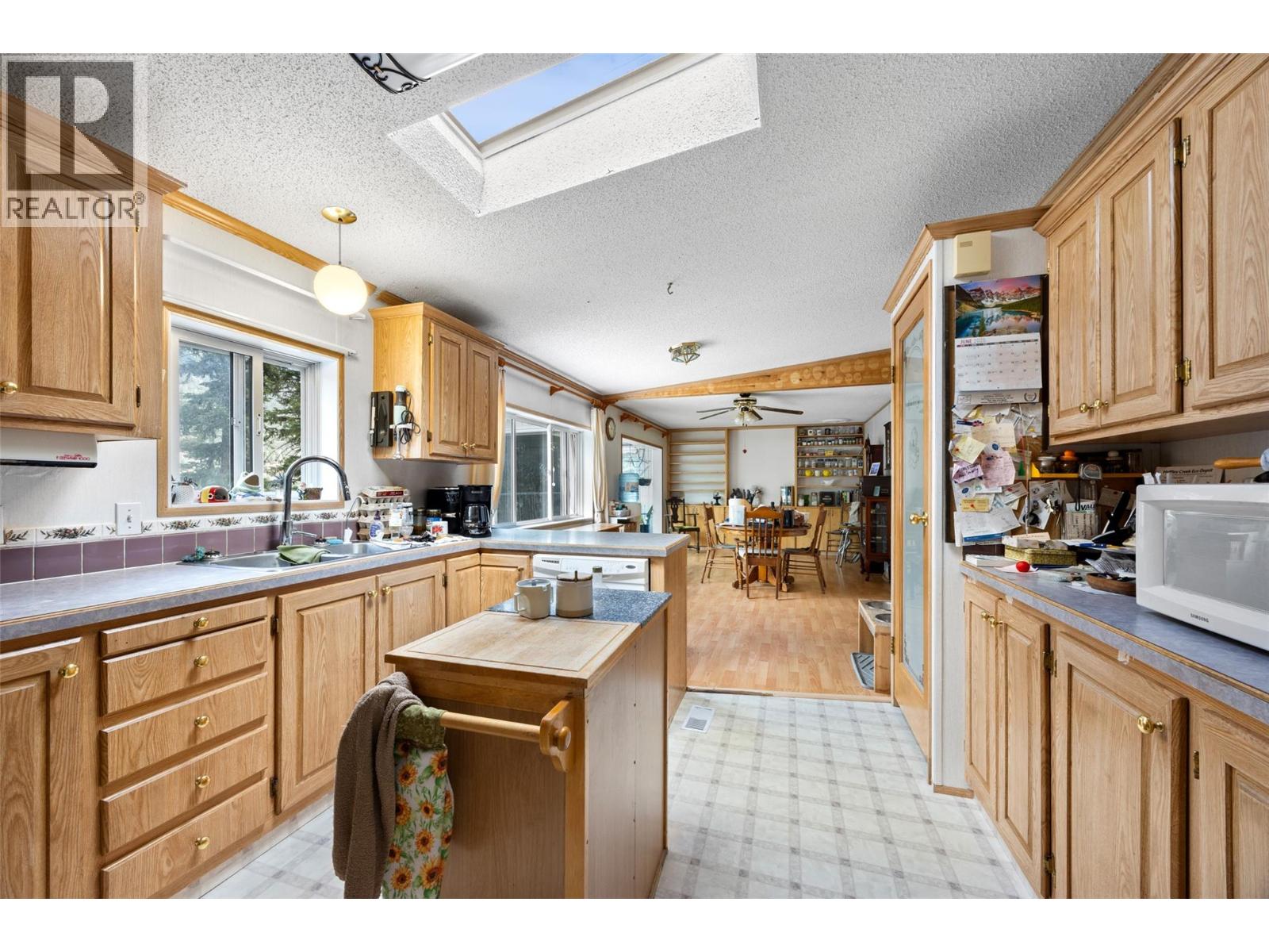 1120 Yellowhead Highway S, Mclure, British Columbia  V0E 2H0 - Photo 15 - 10390621