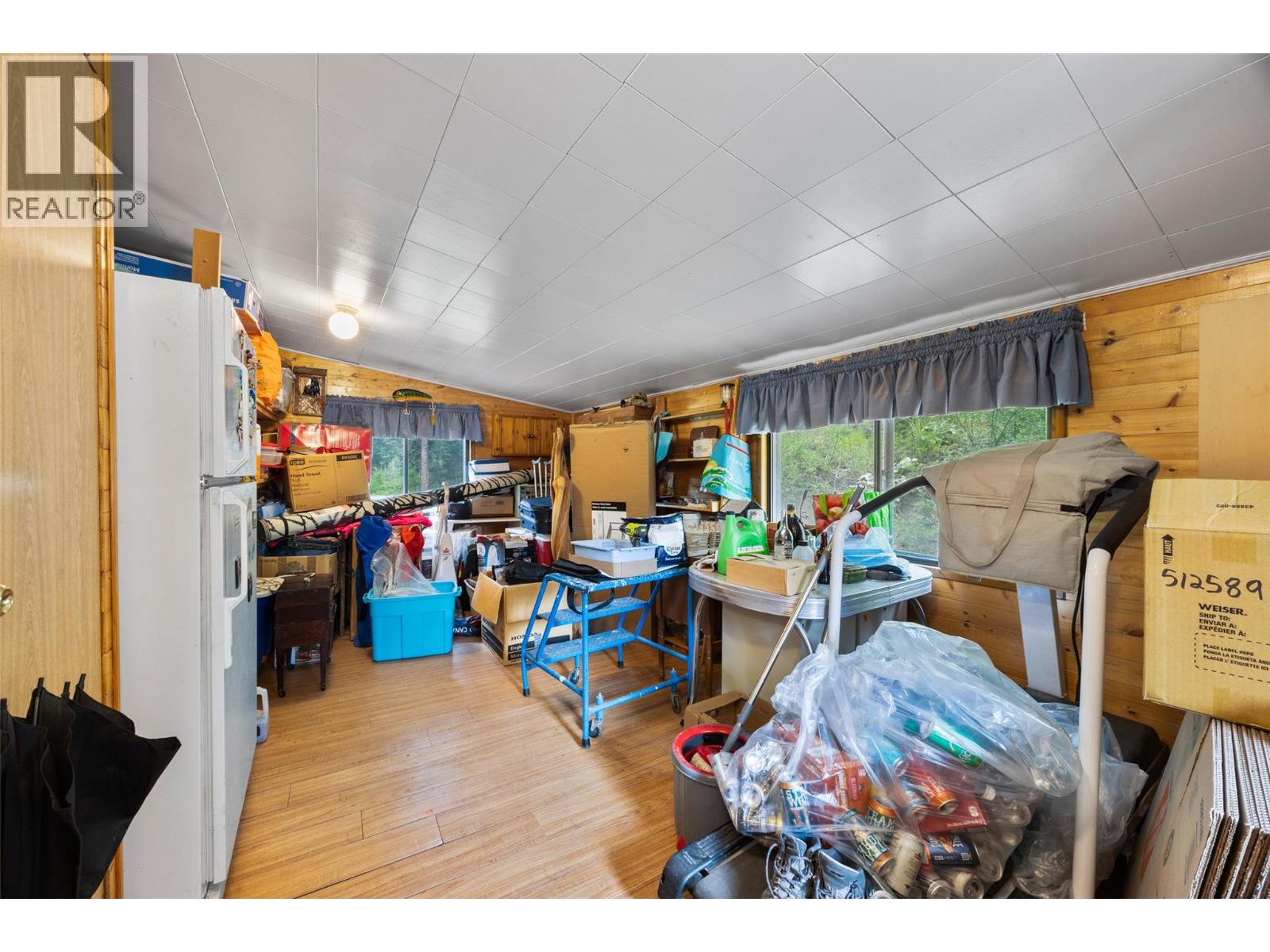 1120 Yellowhead Highway S, Mclure, British Columbia  V0E 2H0 - Photo 19 - 10390621