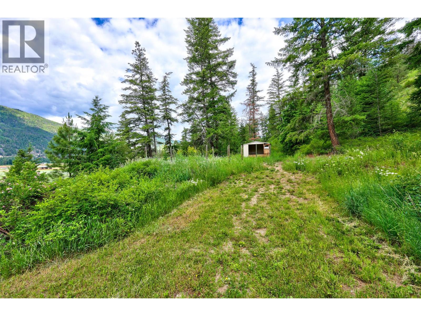 1120 Yellowhead Highway S, Mclure, British Columbia  V0E 2H0 - Photo 36 - 10390621
