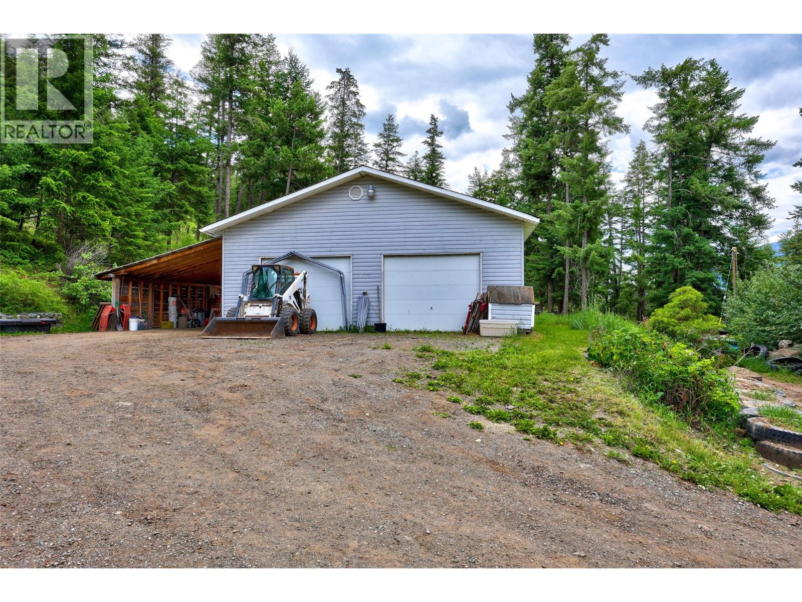 1120 Yellowhead Highway S, Mclure, British Columbia  V0E 2H0 - Photo 43 - 10390621