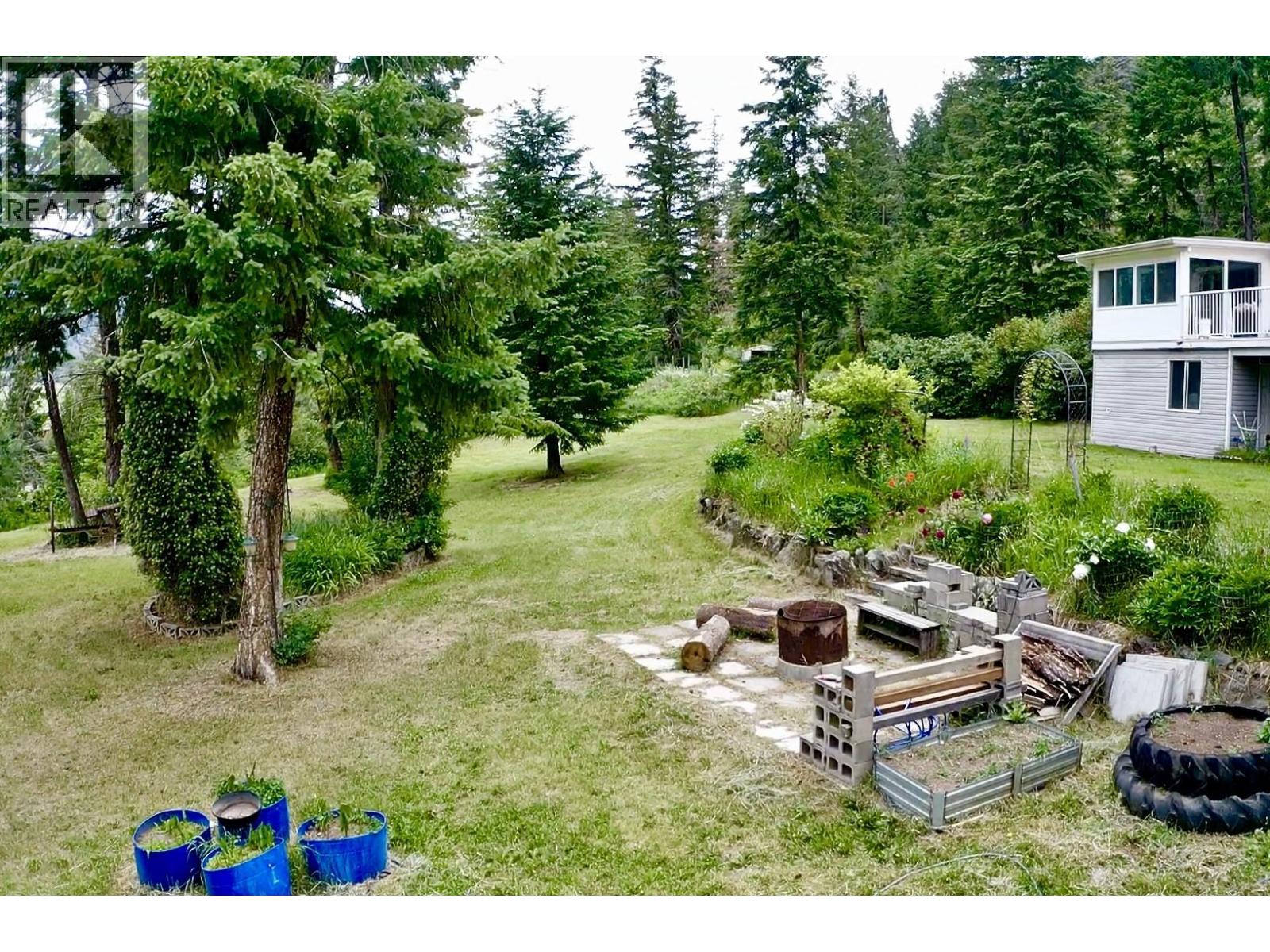 1120 Yellowhead Highway S, Mclure, British Columbia  V0E 2H0 - Photo 53 - 10390621
