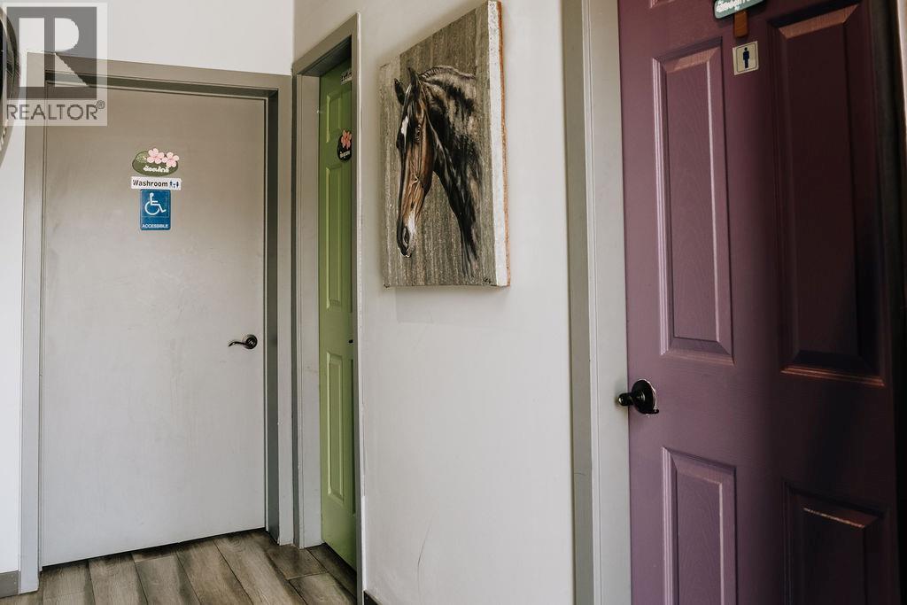 2424 Main Street Unit# 2, West Kelowna, British Columbia  V4T 1P6 - Photo 38 - 10390443