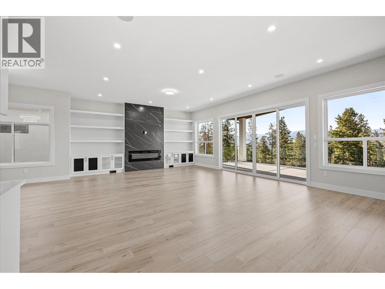 528 Hawes Court, Kelowna, British Columbia  V1W 5C5 - Photo 8 - 10389905