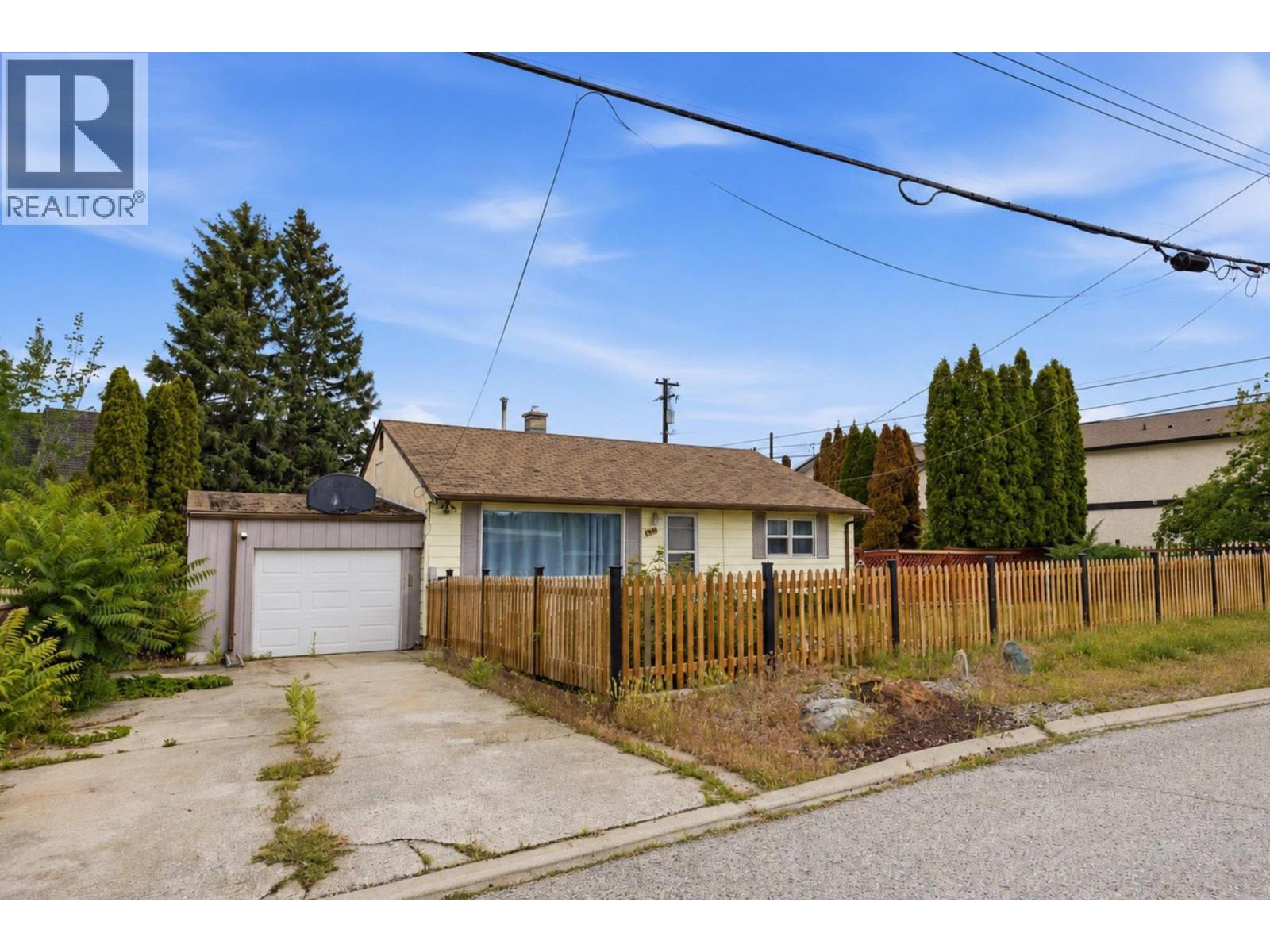 39 Granby Place, Penticton, British Columbia  V2A 2Z3 - Photo 1 - 10390415