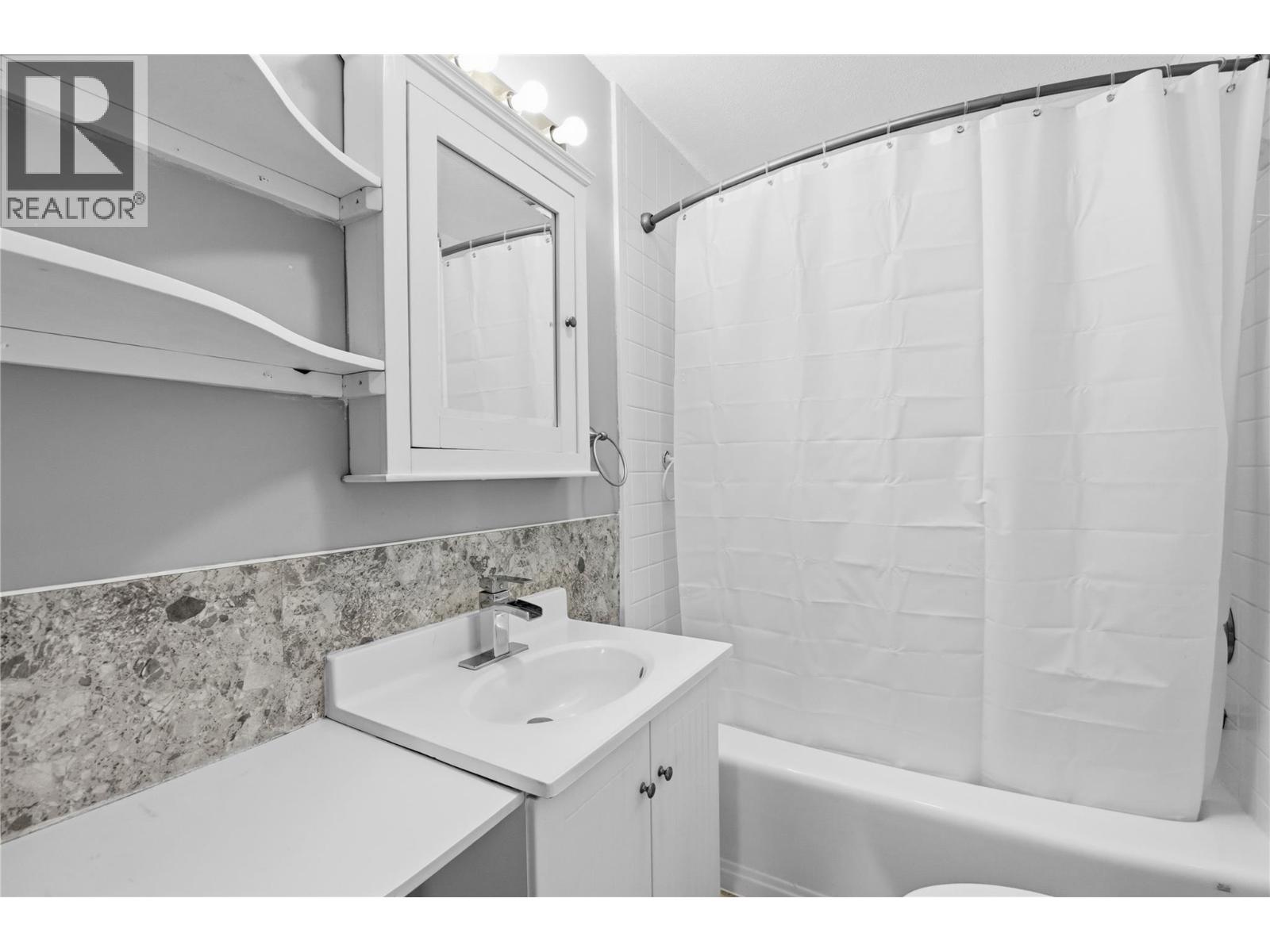 39 Granby Place, Penticton, British Columbia  V2A 2Z3 - Photo 17 - 10390415