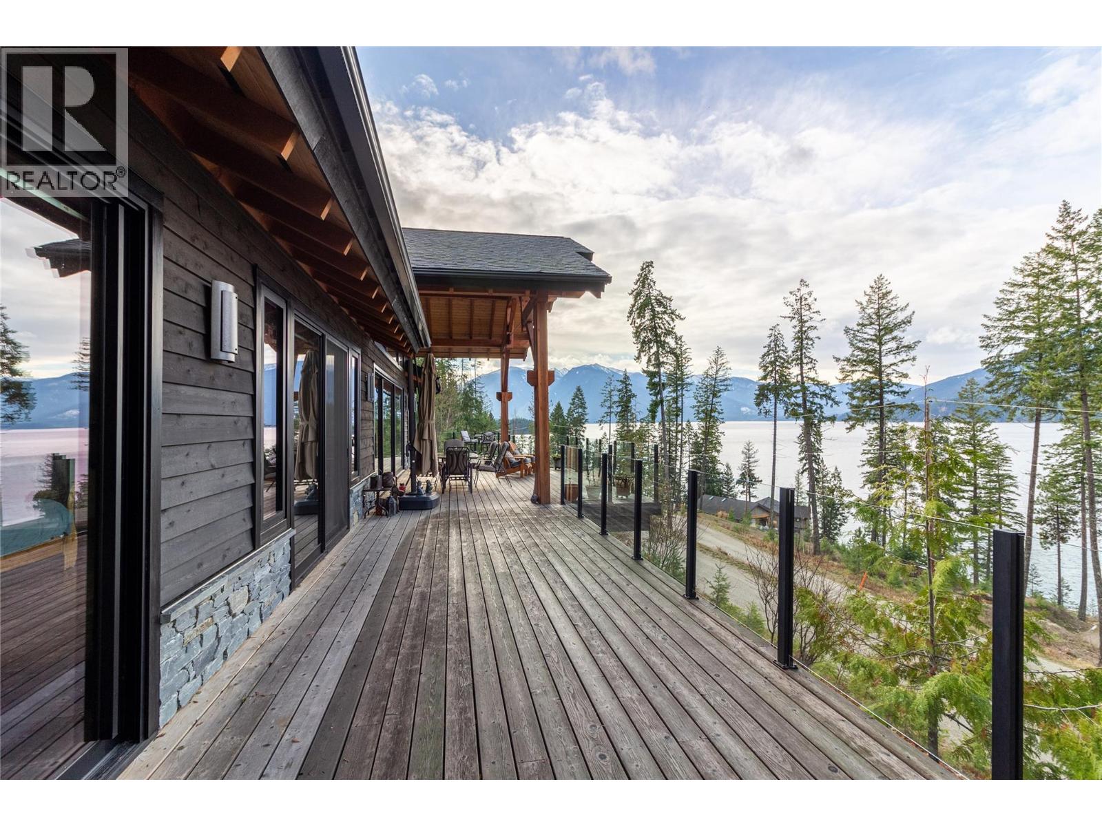 234 Walkers Lane, Kootenay Bay, British Columbia  V0B 1X0 - Photo 10 - 10390368