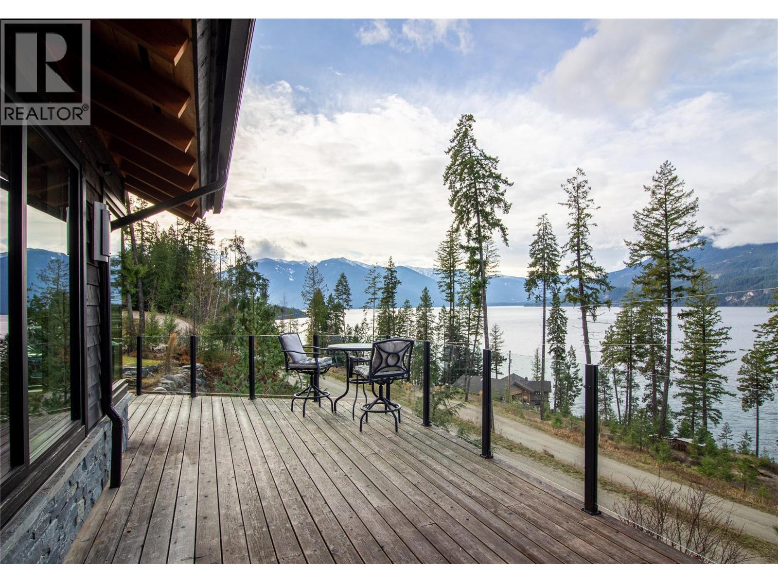 234 Walkers Lane, Kootenay Bay, British Columbia  V0B 1X0 - Photo 11 - 10390368