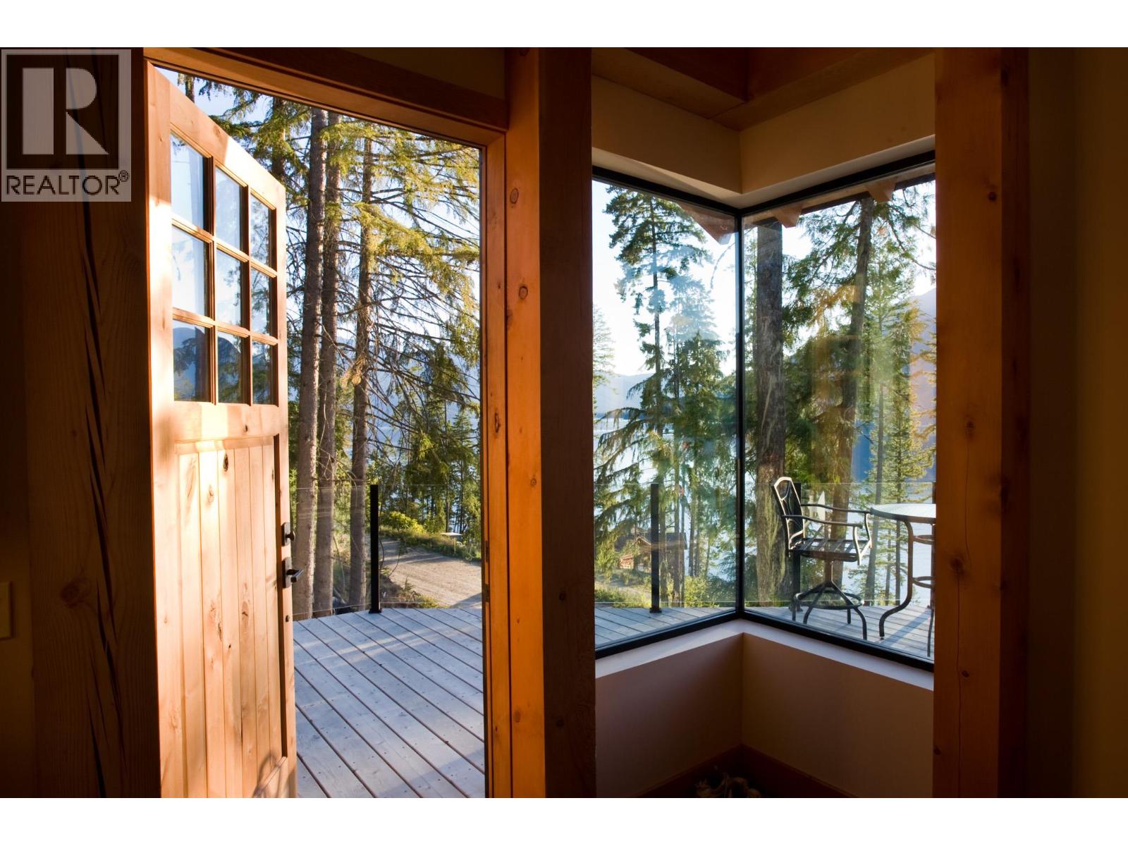 234 Walkers Lane, Kootenay Bay, British Columbia  V0B 1X0 - Photo 4 - 10390368