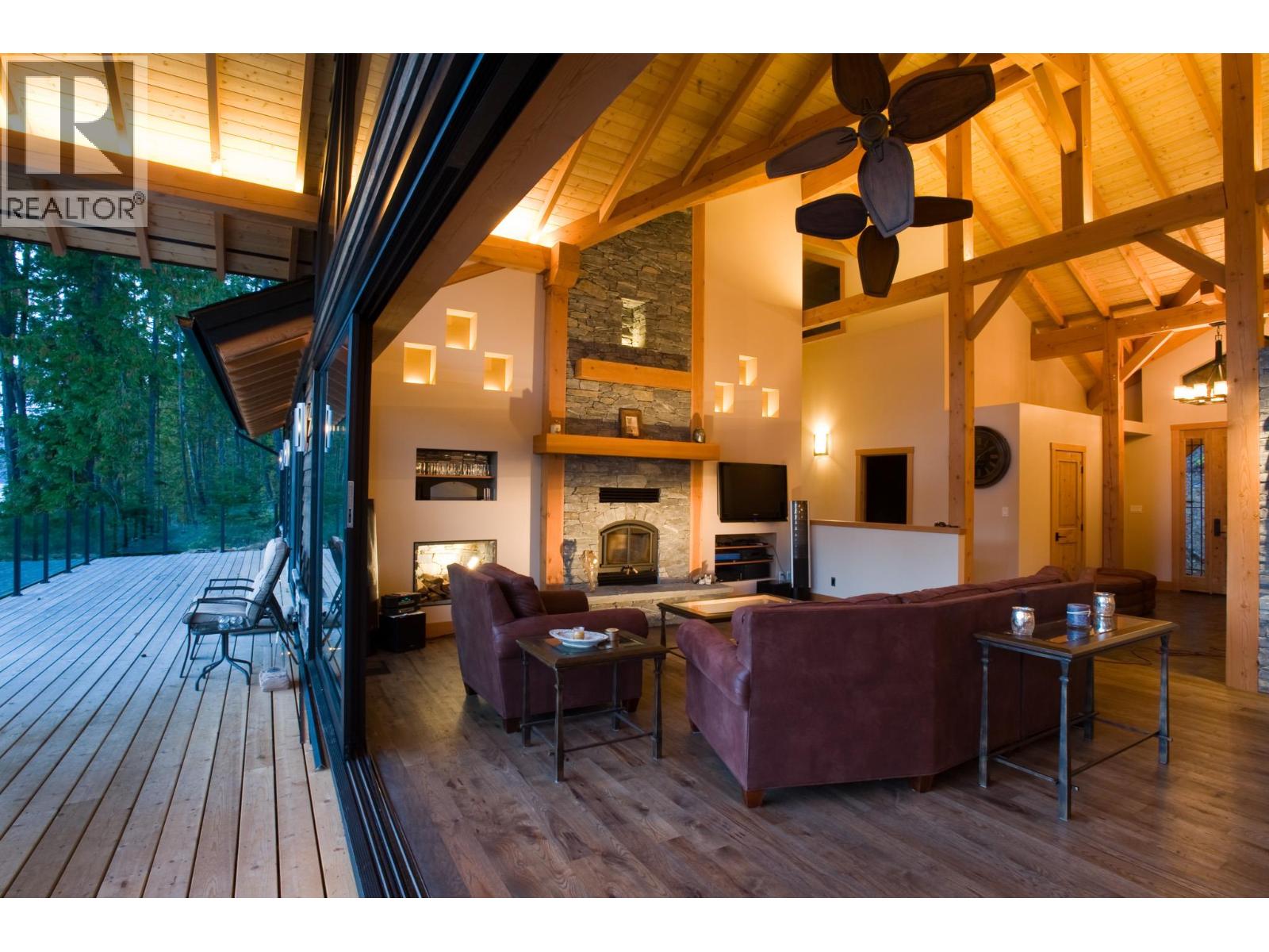 234 Walkers Lane, Kootenay Bay, British Columbia  V0B 1X0 - Photo 5 - 10390368