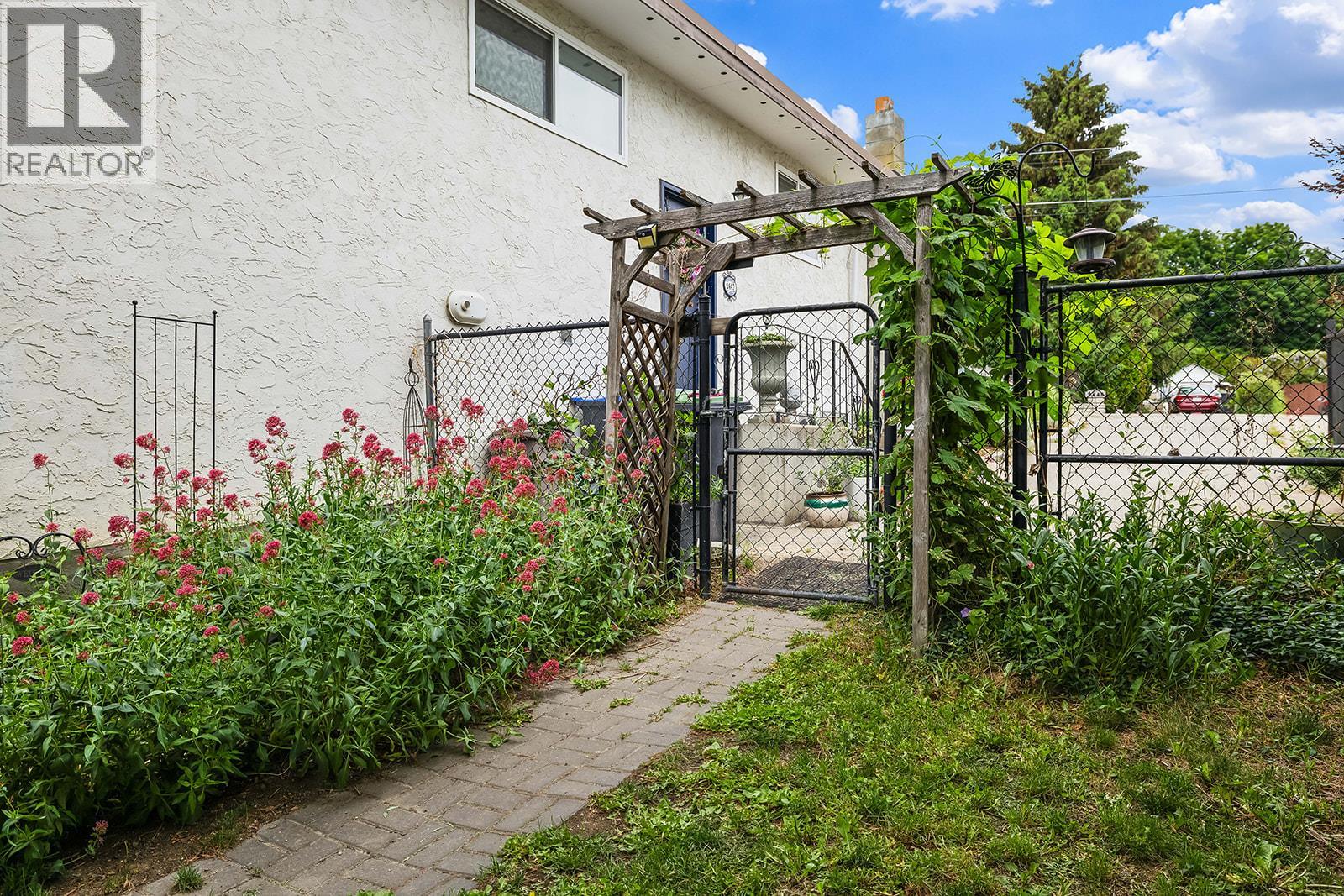 2447 Margaret Road, West Kelowna, British Columbia  V4T 1N6 - Photo 35 - 10390730