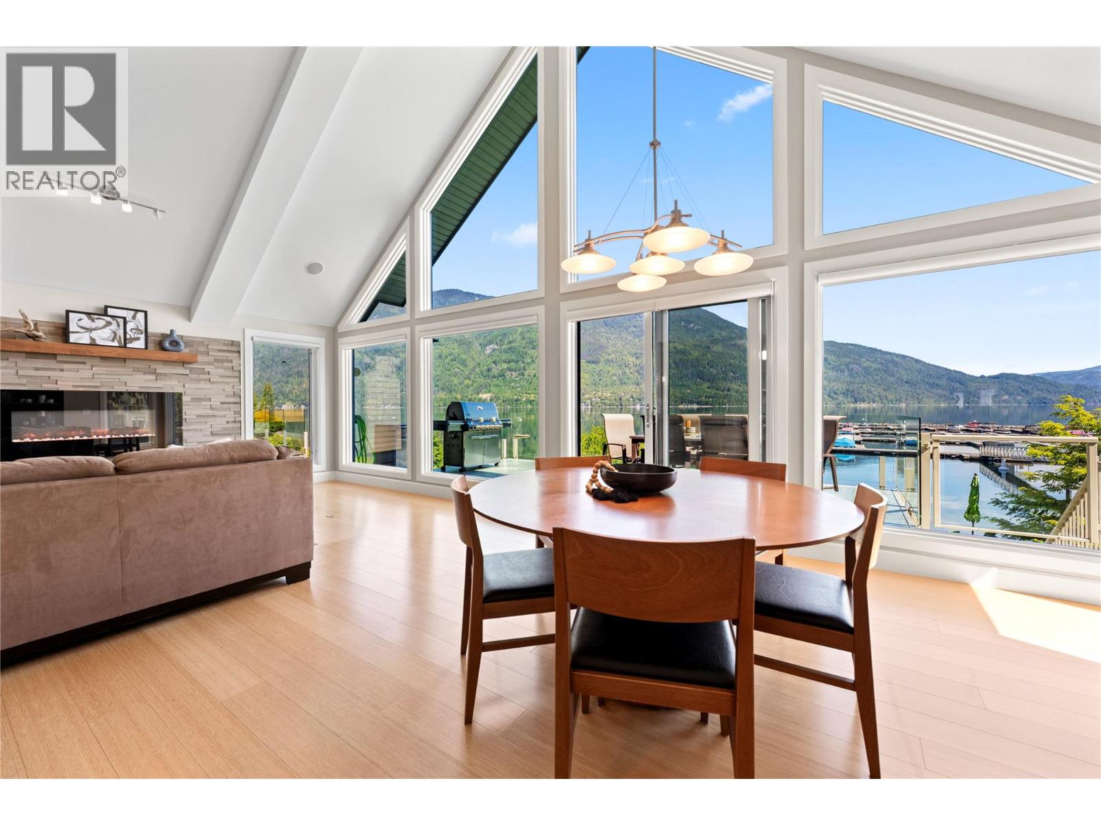 6421 Eagle Bay Road Unit# 13, Eagle Bay, British Columbia  V0E 1T0 - Photo 19 - 10388120
