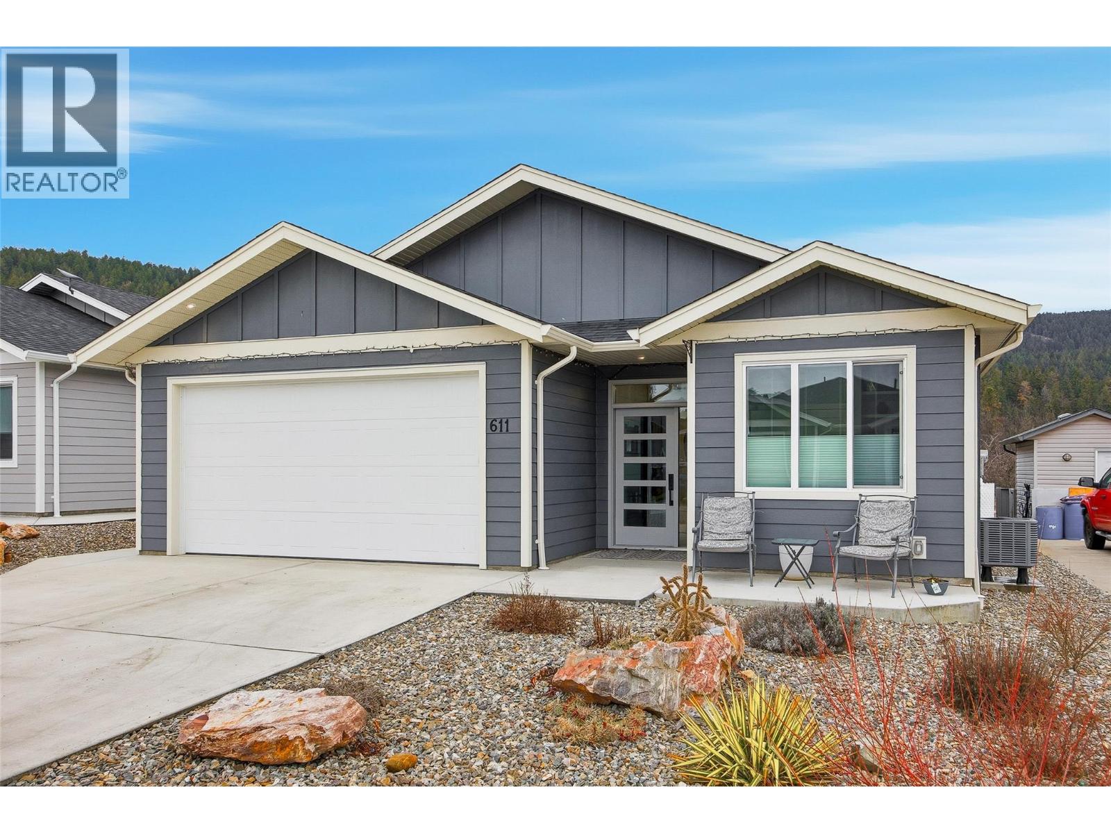 611 Nighthawk Avenue, Vernon, British Columbia  V1H 2A1 - Photo 1 - 10376433