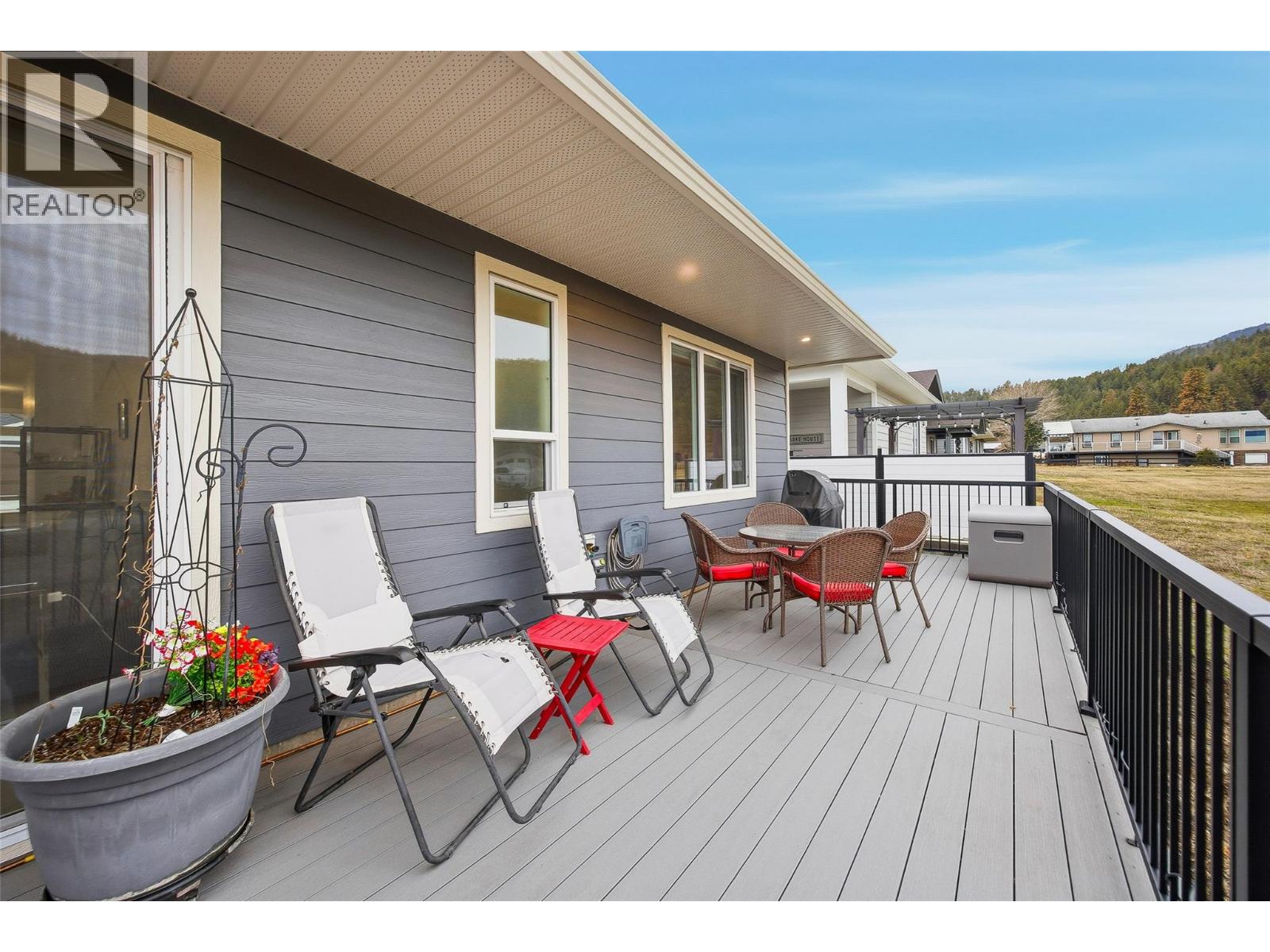 611 Nighthawk Avenue, Vernon, British Columbia  V1H 2A1 - Photo 35 - 10376433