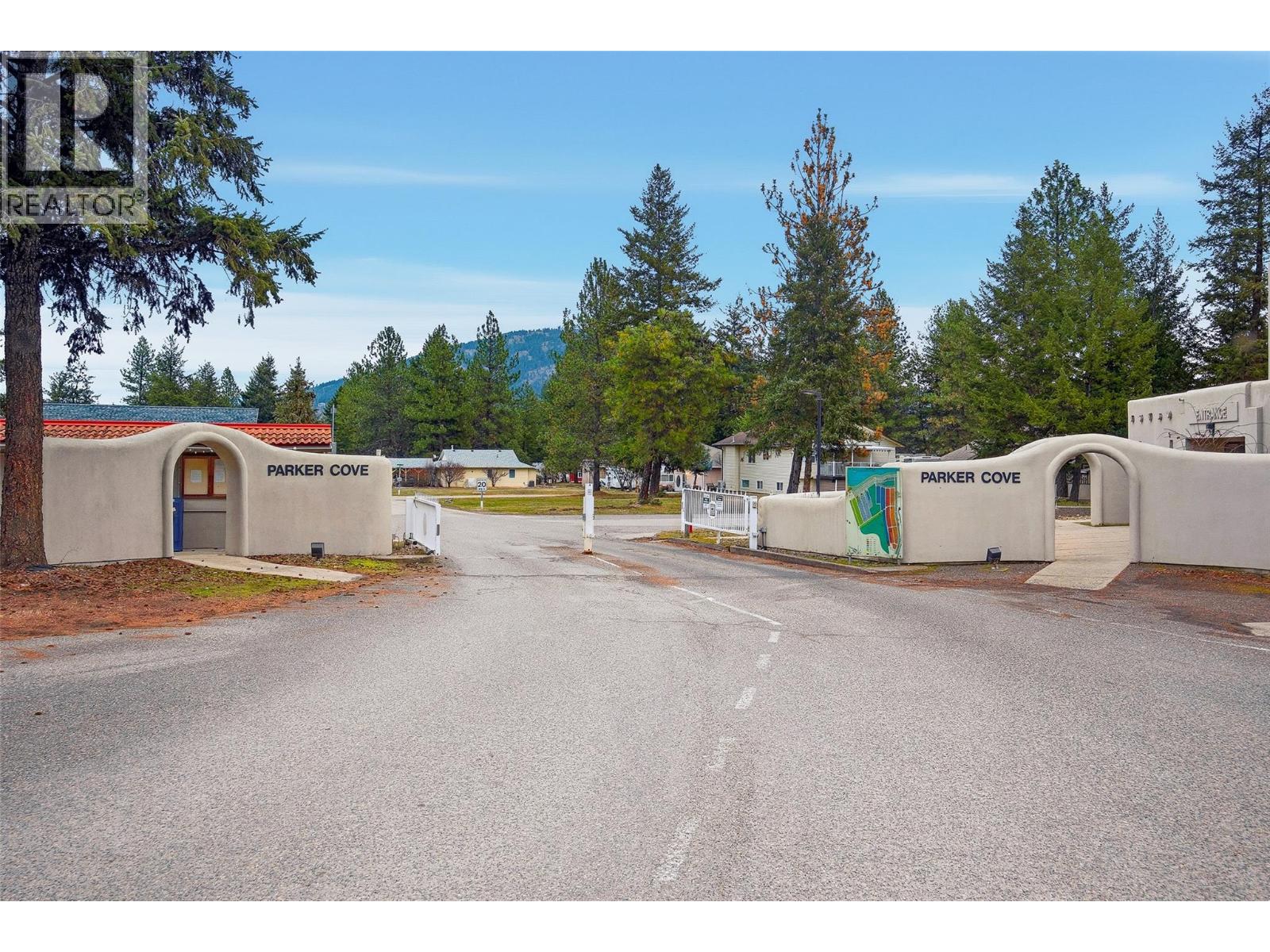 611 Nighthawk Avenue, Vernon, British Columbia  V1H 2A1 - Photo 44 - 10376433