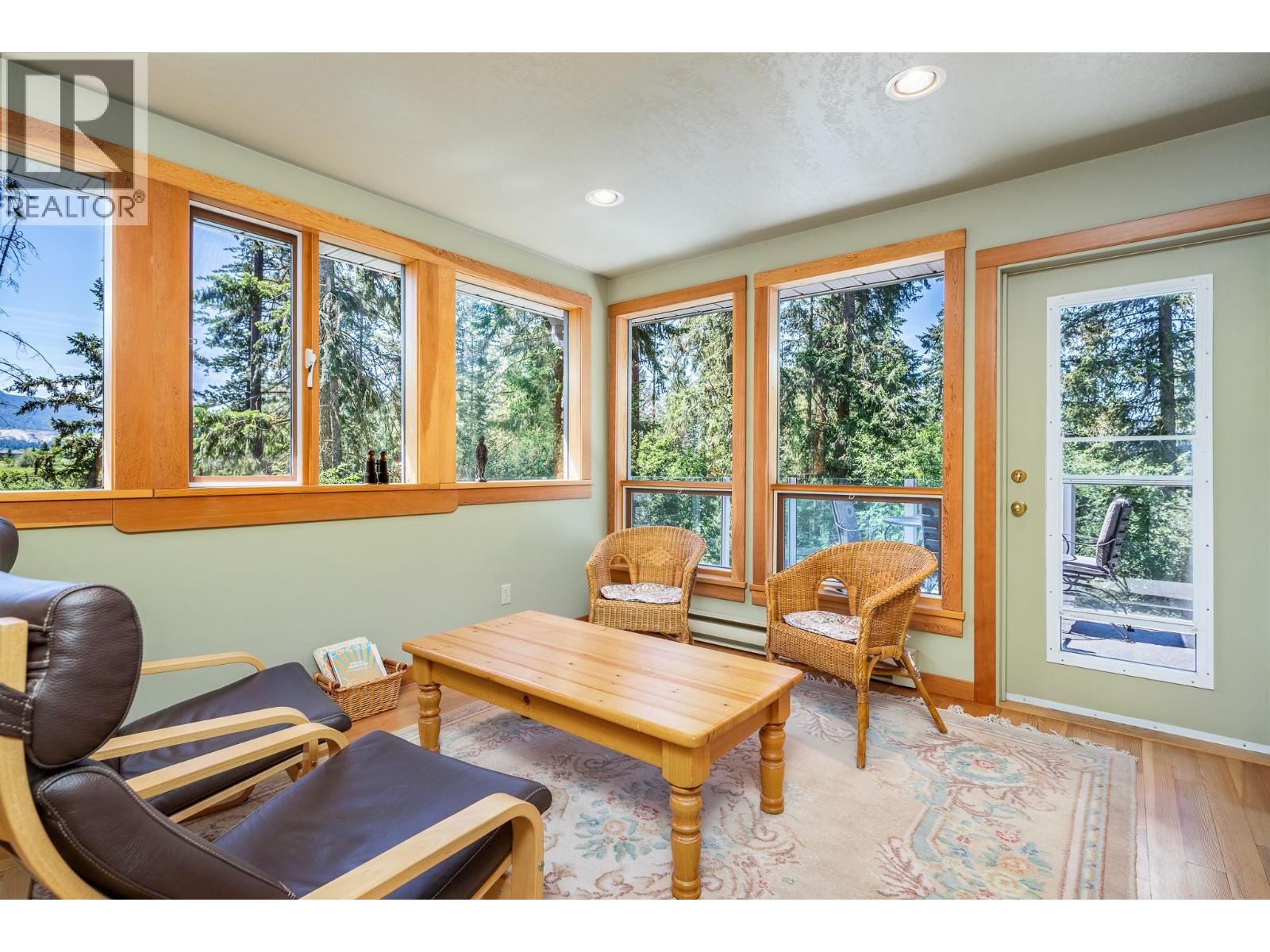 2245 Okanagan Street, Armstrong, British Columbia  V0E 1B0 - Photo 14 - 10390065