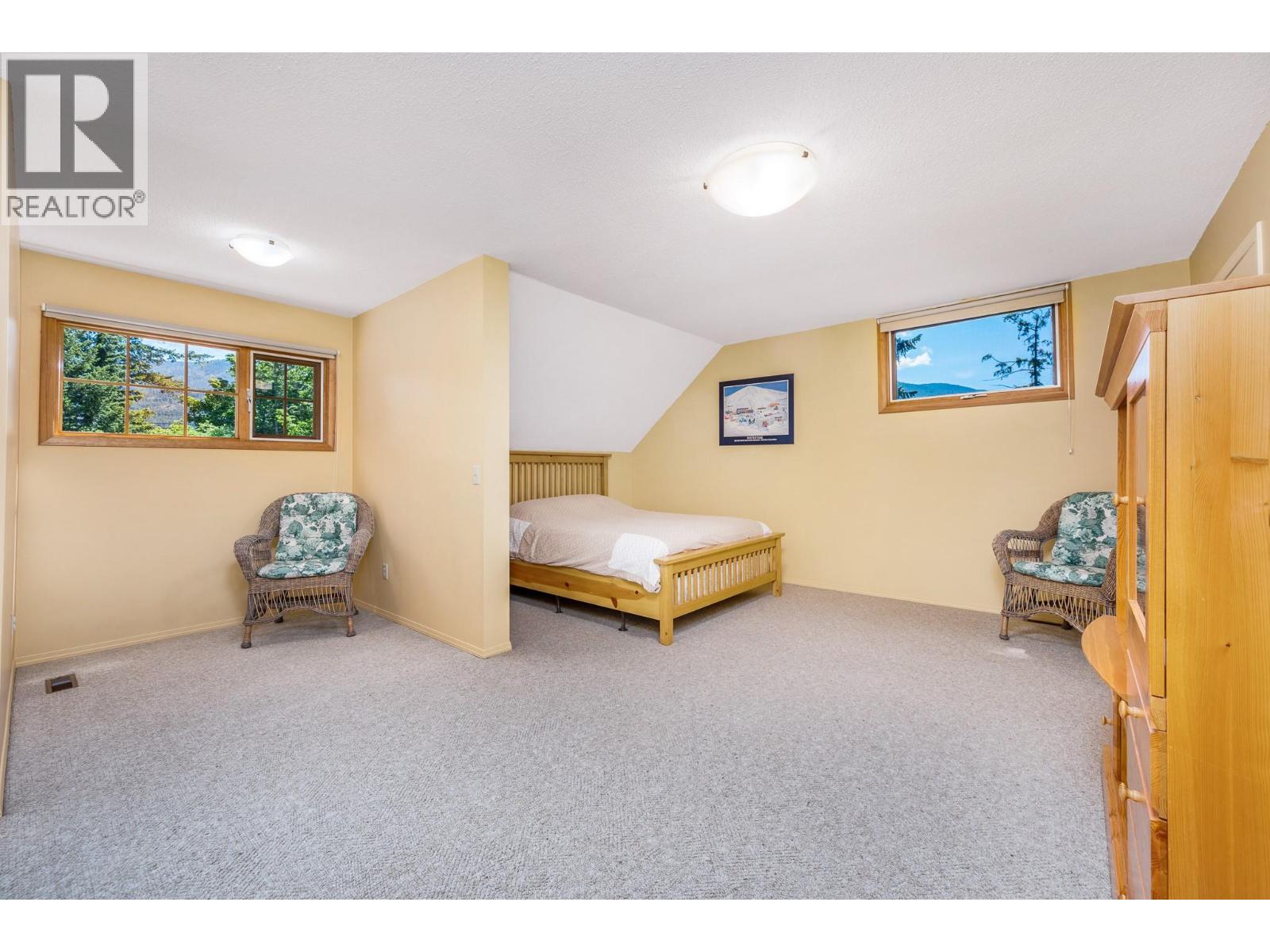 2245 Okanagan Street, Armstrong, British Columbia  V0E 1B0 - Photo 23 - 10390065