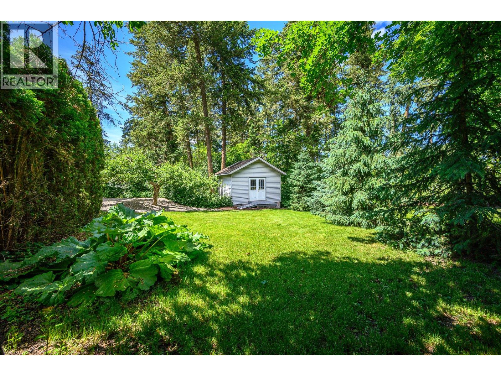 2245 Okanagan Street, Armstrong, British Columbia  V0E 1B0 - Photo 36 - 10390065