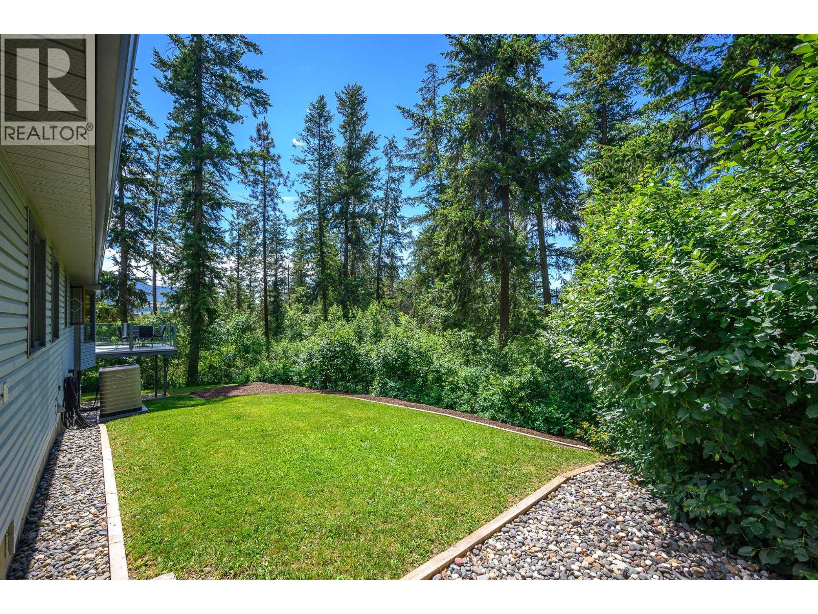 2245 Okanagan Street, Armstrong, British Columbia  V0E 1B0 - Photo 39 - 10390065