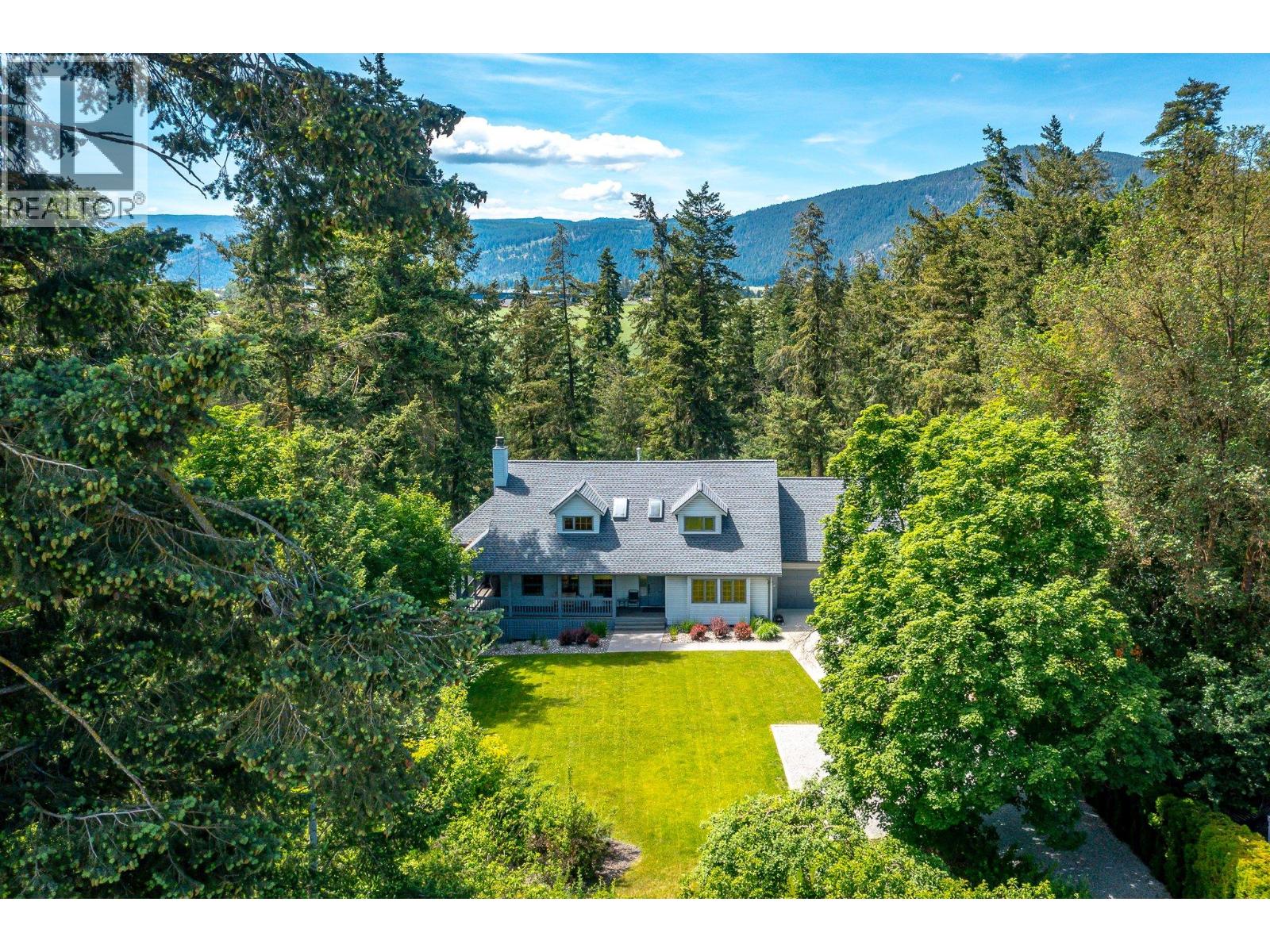 2245 Okanagan Street, Armstrong, British Columbia  V0E 1B0 - Photo 49 - 10390065