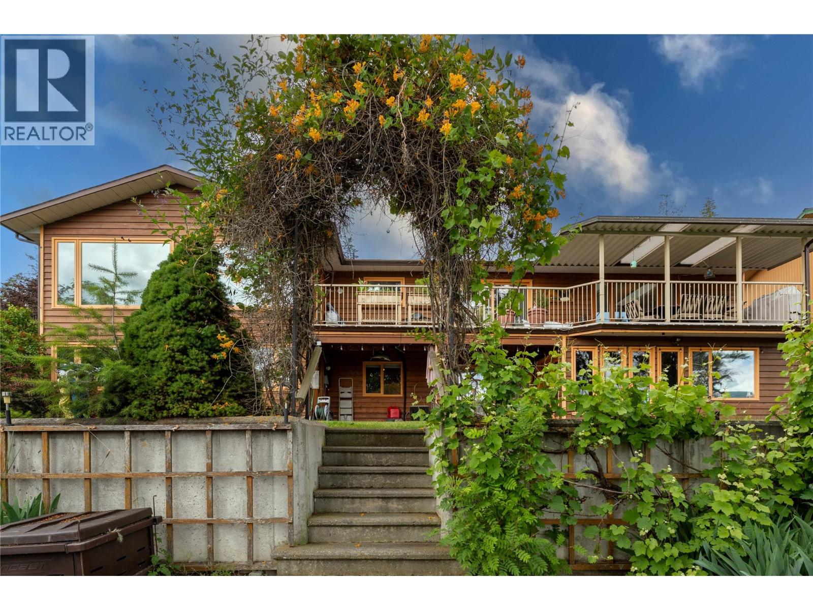 388 Sumac Road, tappen, British Columbia