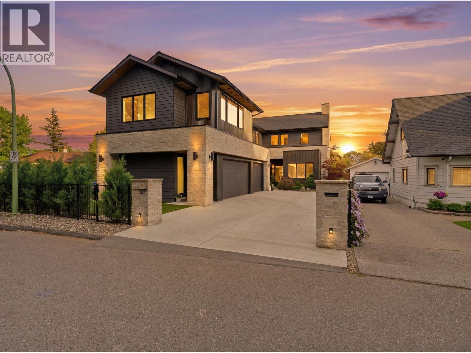 267 Lake Avenue, Kelowna, British Columbia  V1Y 5W6 - Photo 1 - 10390615