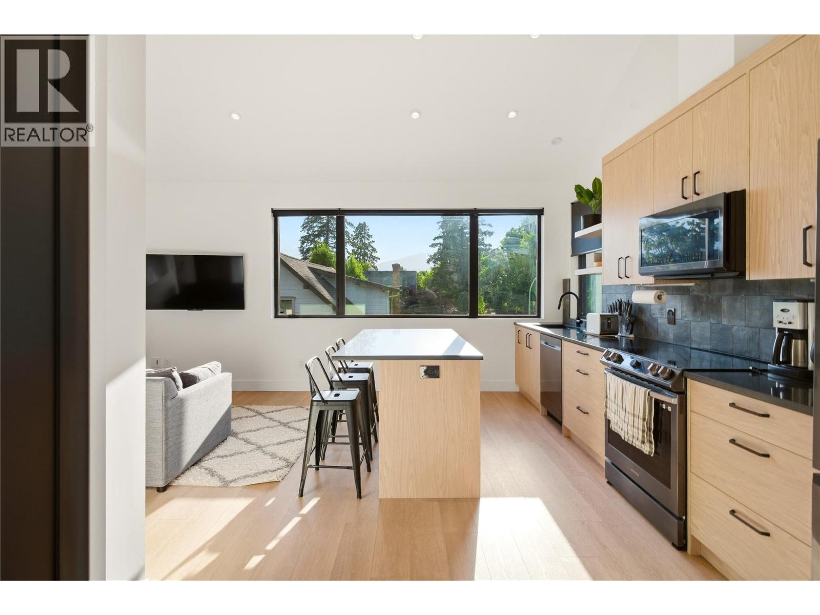 267 Lake Avenue, Kelowna, British Columbia  V1Y 5W6 - Photo 66 - 10390615