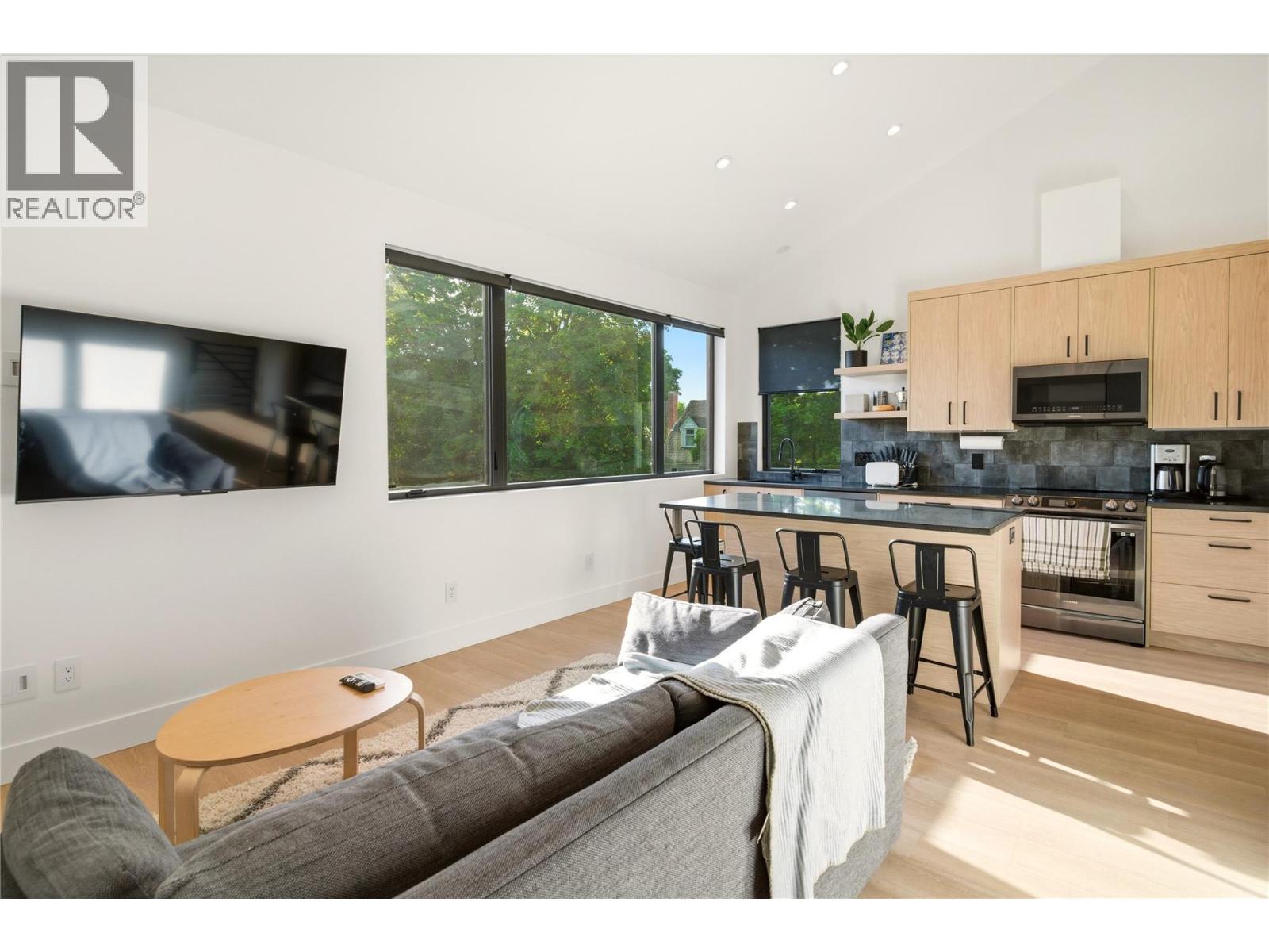 267 Lake Avenue, Kelowna, British Columbia  V1Y 5W6 - Photo 68 - 10390615
