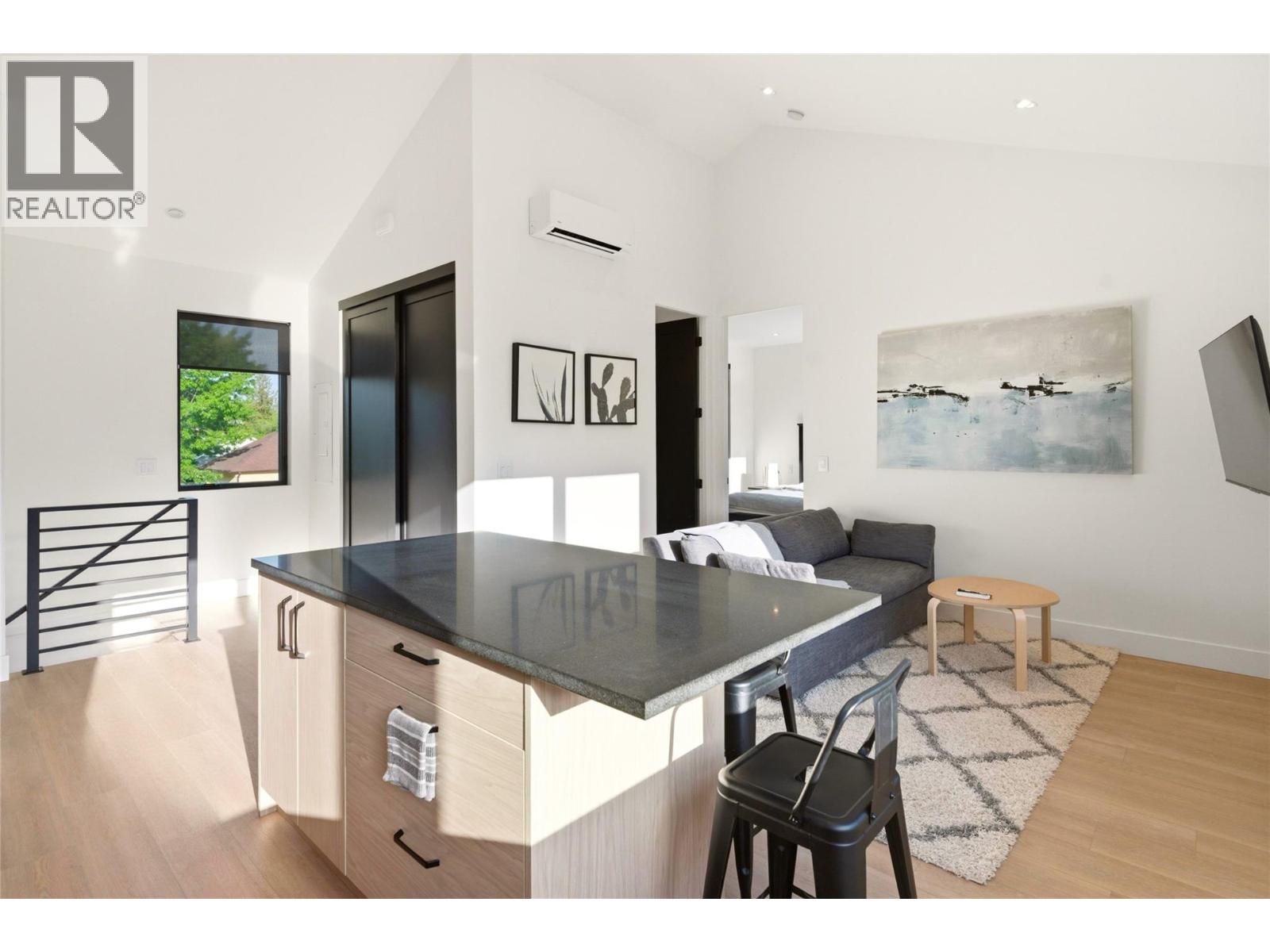 267 Lake Avenue, Kelowna, British Columbia  V1Y 5W6 - Photo 71 - 10390615