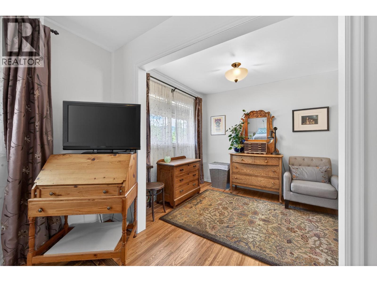 237 Schubert Drive, Kamloops, British Columbia  V2B 2E1 - Photo 13 - 10390608