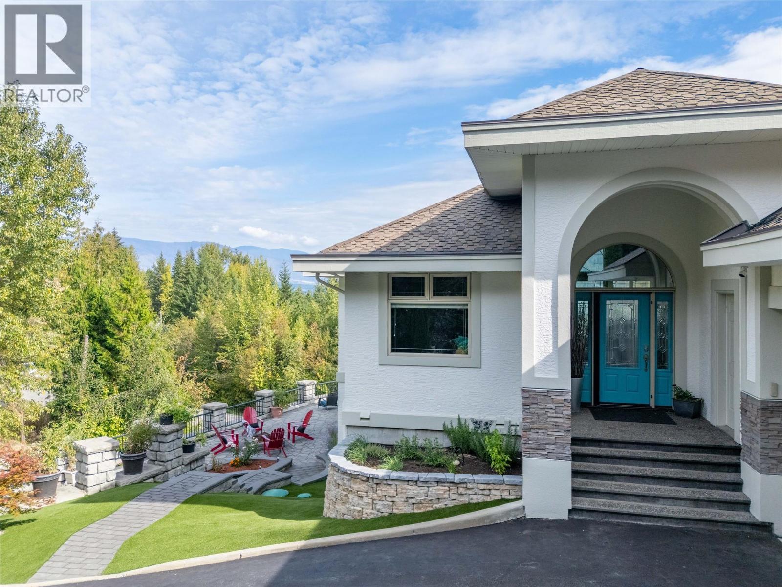 2422 Waverly Drive, Blind Bay, British Columbia  V0E 1H2 - Photo 11 - 10388921