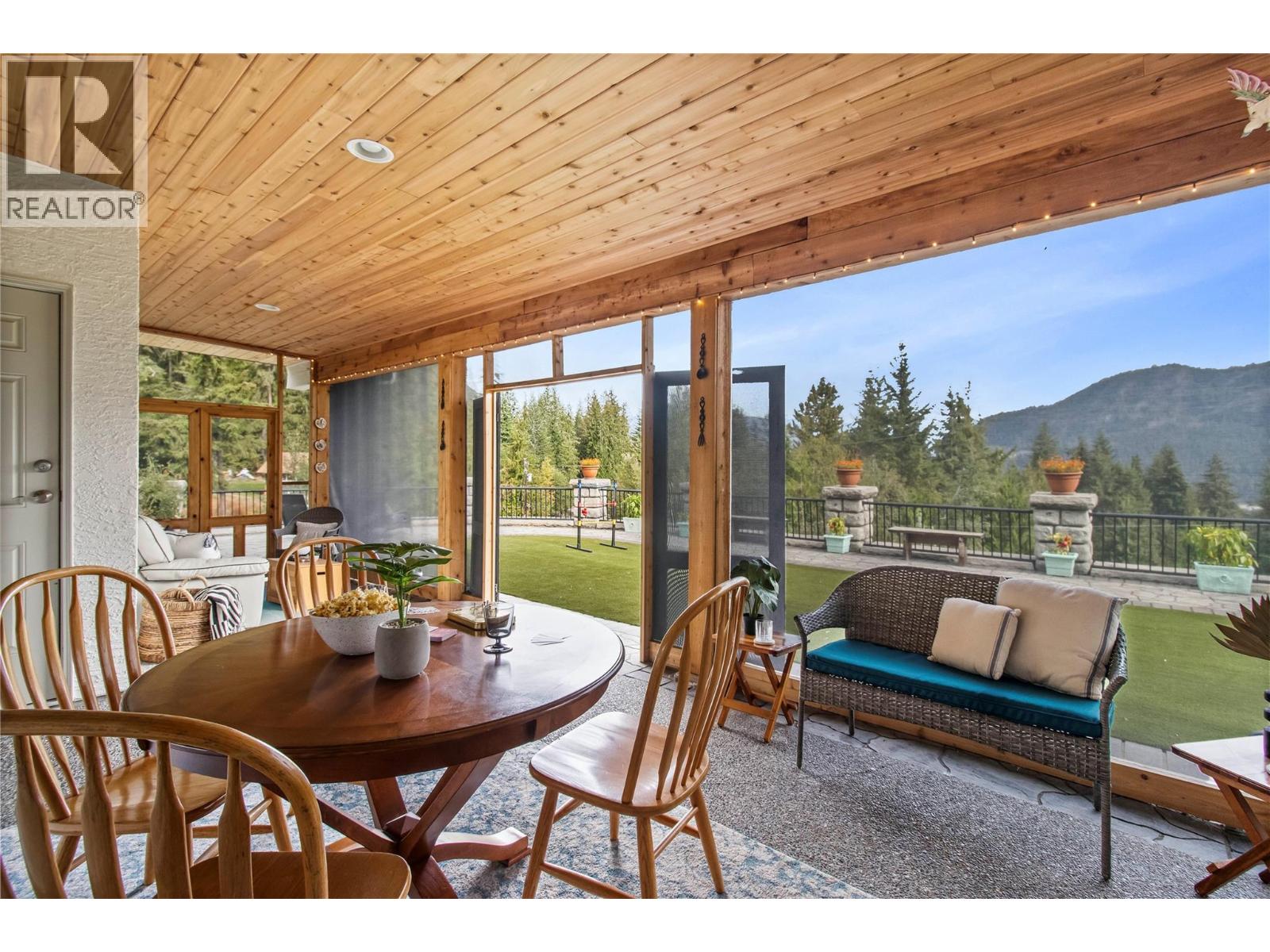 2422 Waverly Drive, Blind Bay, British Columbia  V0E 1H2 - Photo 61 - 10388921