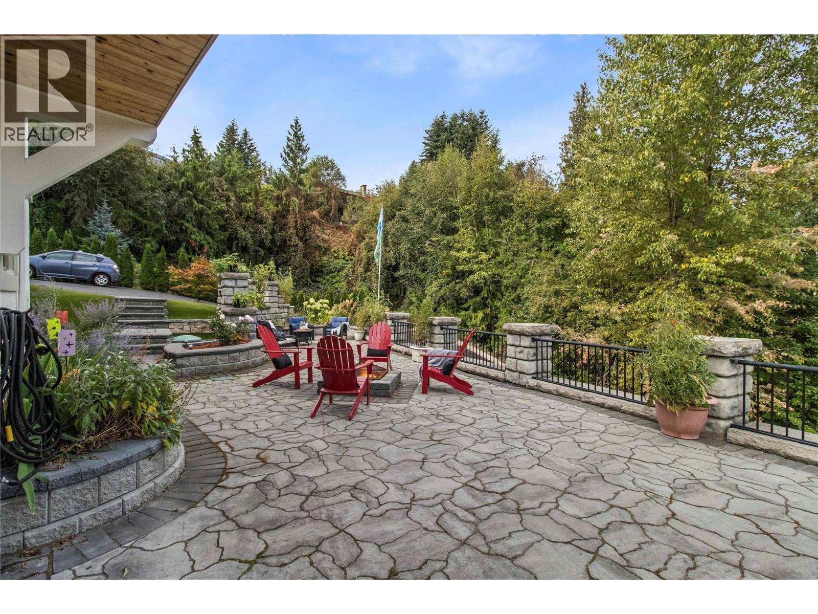 2422 Waverly Drive, Blind Bay, British Columbia  V0E 1H2 - Photo 72 - 10388921