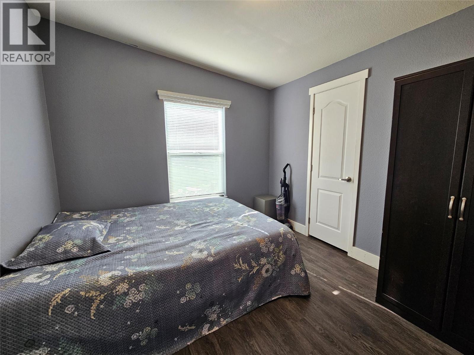 2385 Eva Road, Lee Creek, British Columbia  V0E 1M4 - Photo 14 - 10390764