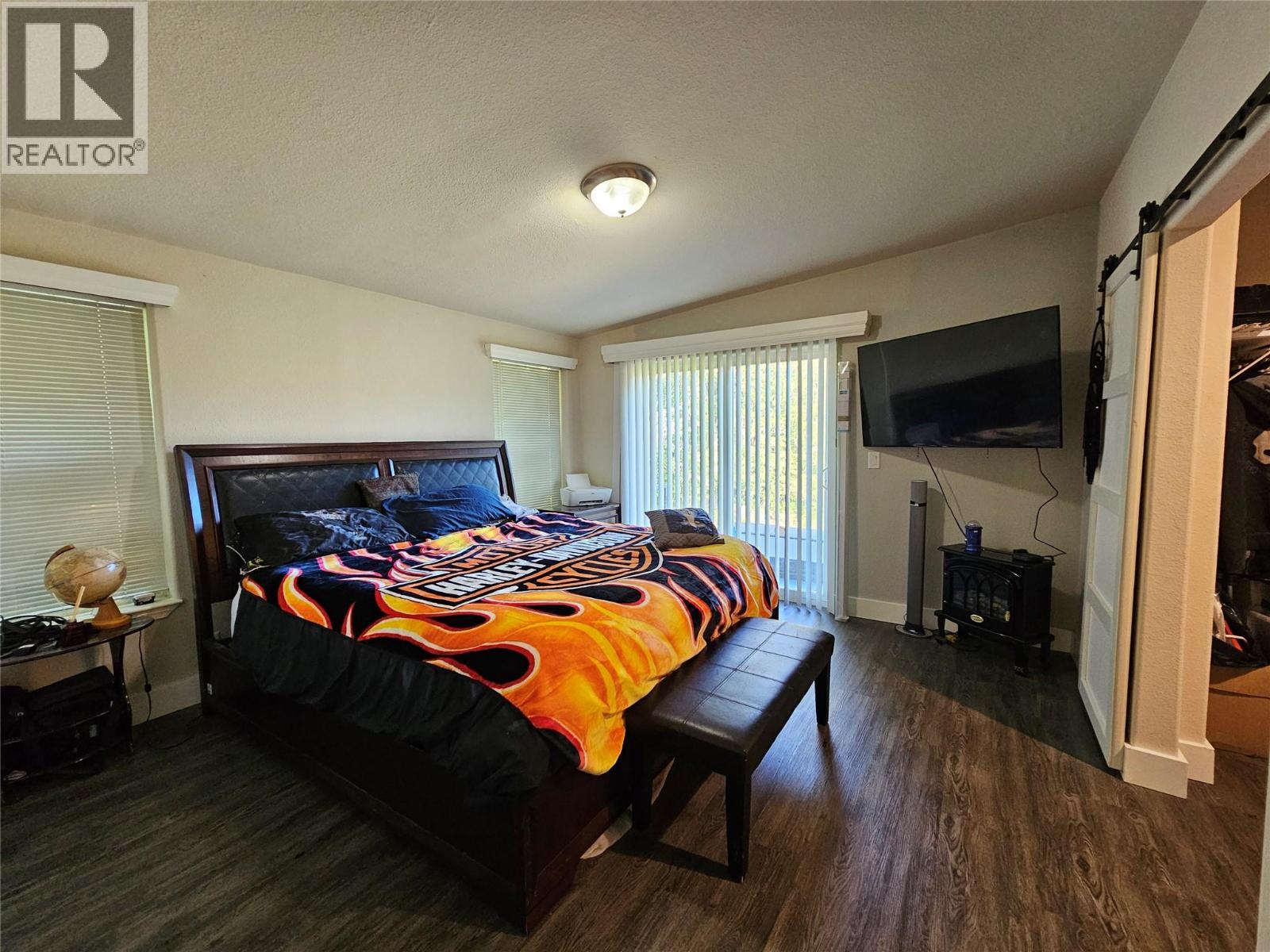 2385 Eva Road, Lee Creek, British Columbia  V0E 1M4 - Photo 28 - 10390764