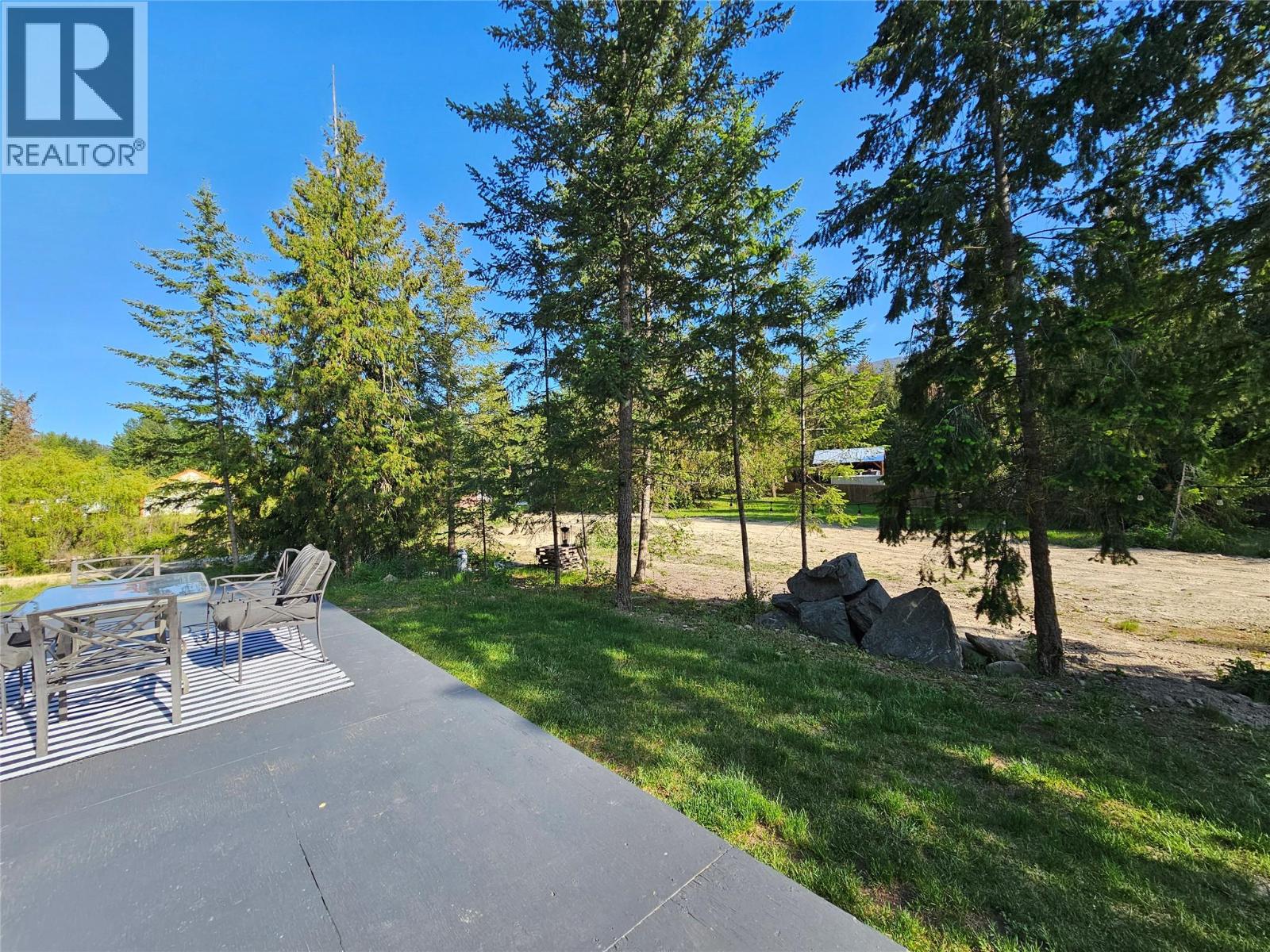 2385 Eva Road, Lee Creek, British Columbia  V0E 1M4 - Photo 44 - 10390764