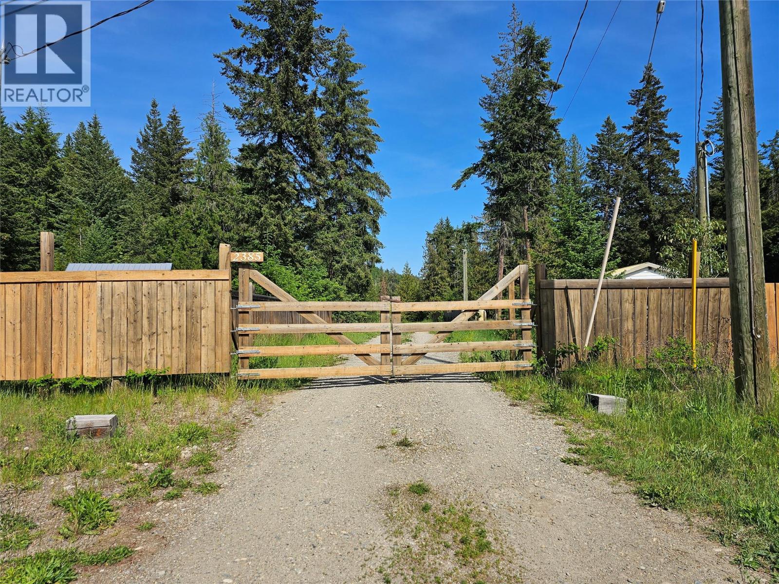 2385 Eva Road, Lee Creek, British Columbia  V0E 1M4 - Photo 57 - 10390764
