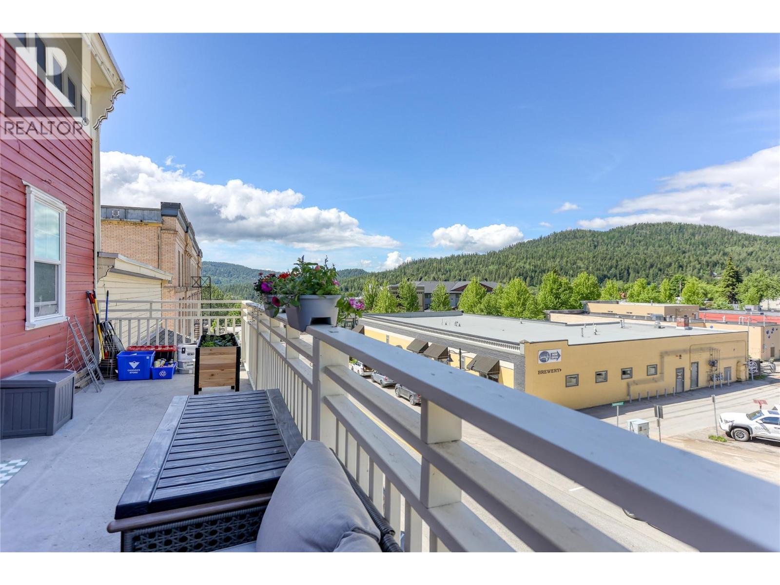 2044 Washington Street Unit# 10, Rossland, British Columbia  V0G 1Y0 - Photo 19 - 10389795