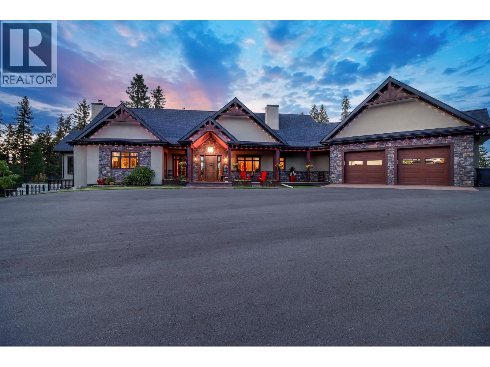 4230 21st Street S, Cranbrook, British Columbia  V1C 7A7 - Photo 2 - 10390637