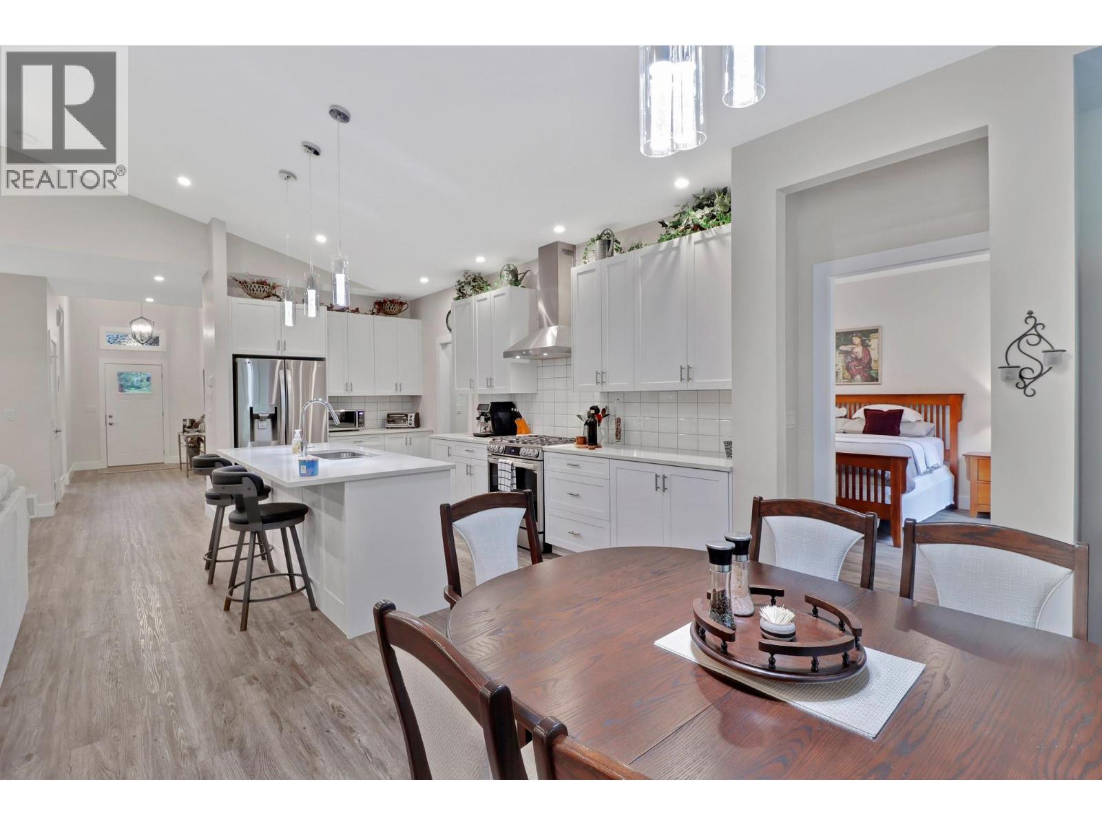 245 Shadow Mountain Boulevard, Cranbrook, British Columbia  V1C 0C6 - Photo 17 - 10390420