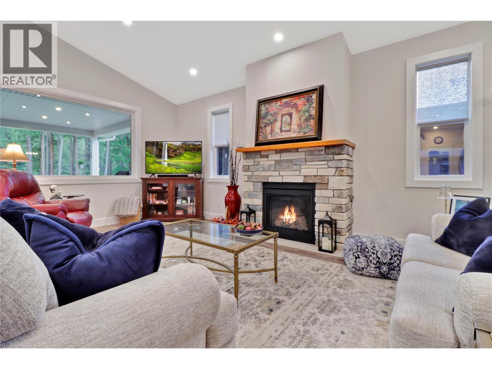 245 Shadow Mountain Boulevard, Cranbrook, British Columbia  V1C 0C6 - Photo 29 - 10390420