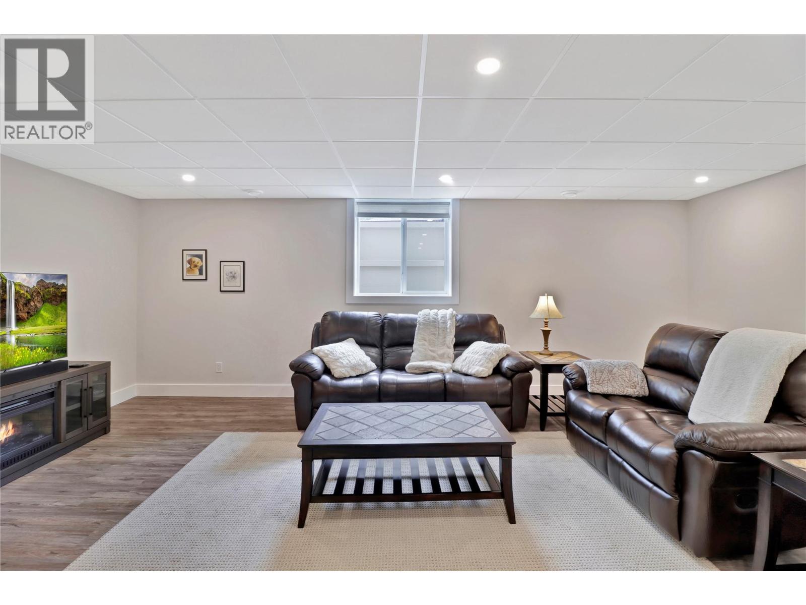 245 Shadow Mountain Boulevard, Cranbrook, British Columbia  V1C 0C6 - Photo 48 - 10390420