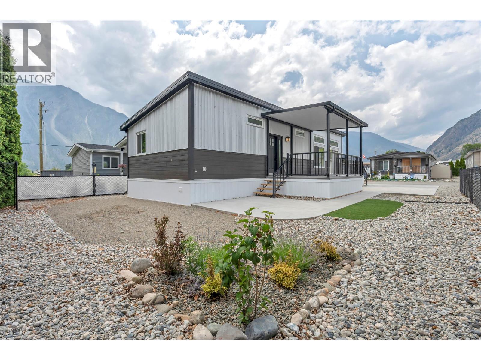 1118 Middle Bench Road Unit# 10, Keremeos, British Columbia  V0X 1N2 - Photo 14 - 10390707