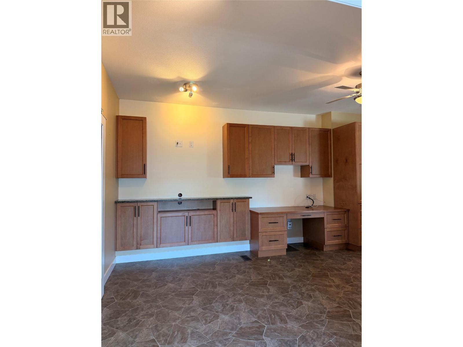 8000 Highland Road Unit# 164, Vernon, British Columbia  V1B 3W5 - Photo 12 - 10390336
