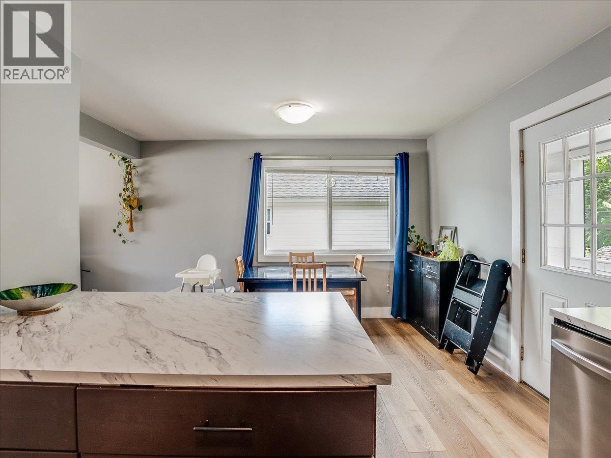 856 7th Avenue, Castlegar, British Columbia  V1N 1R9 - Photo 23 - 10390813