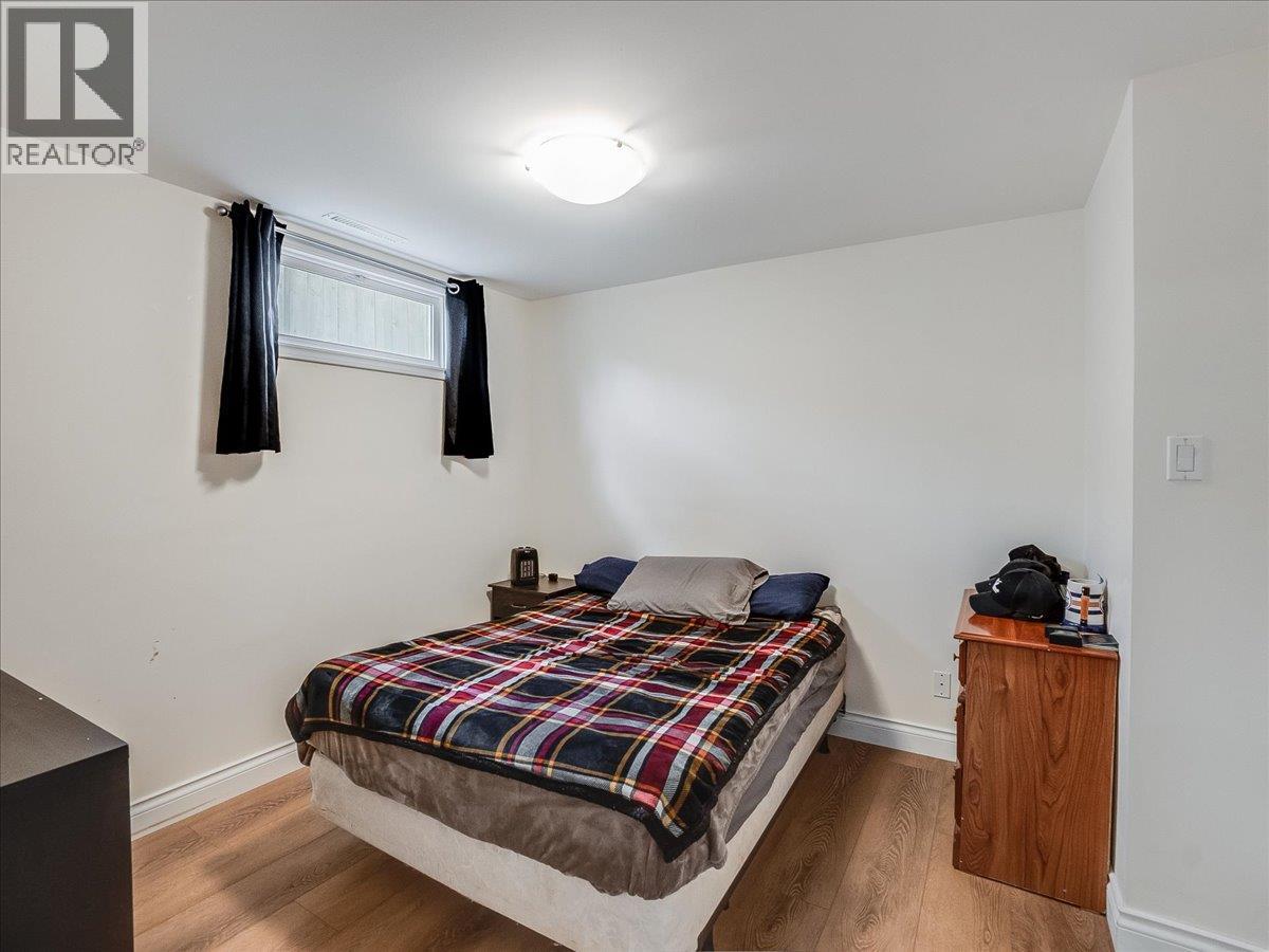 856 7th Avenue, Castlegar, British Columbia  V1N 1R9 - Photo 49 - 10390813
