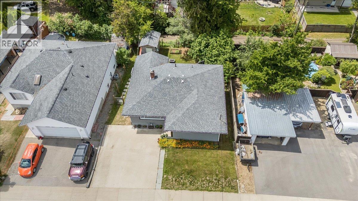 856 7th Avenue, Castlegar, British Columbia  V1N 1R9 - Photo 56 - 10390813