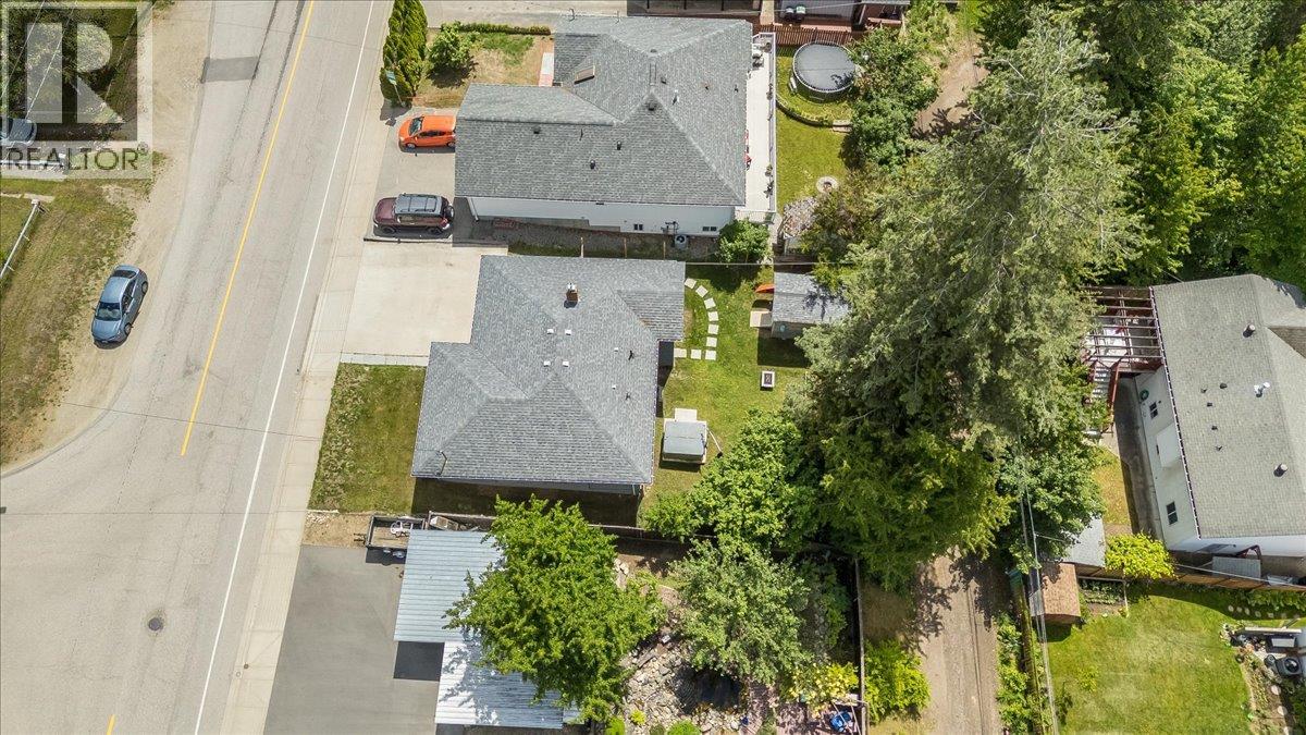 856 7th Avenue, Castlegar, British Columbia  V1N 1R9 - Photo 63 - 10390813