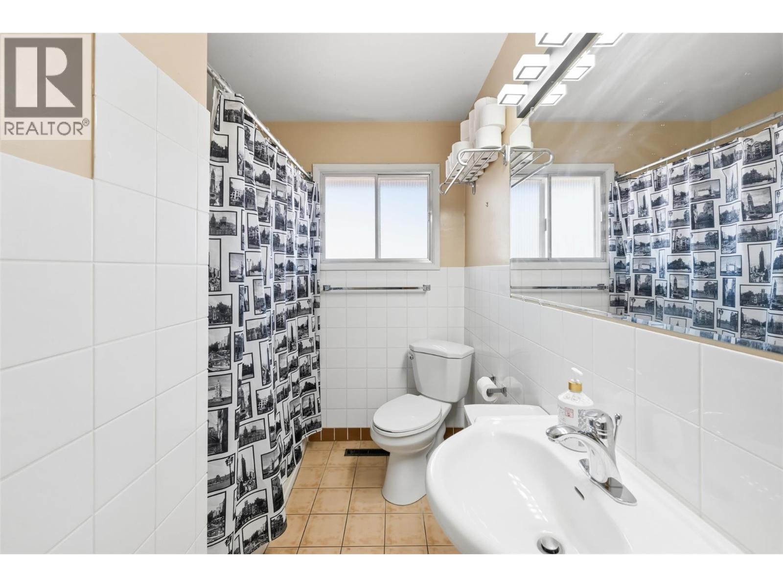 459 Penticton Avenue, Penticton, British Columbia  V2A 2M5 - Photo 27 - 10390355