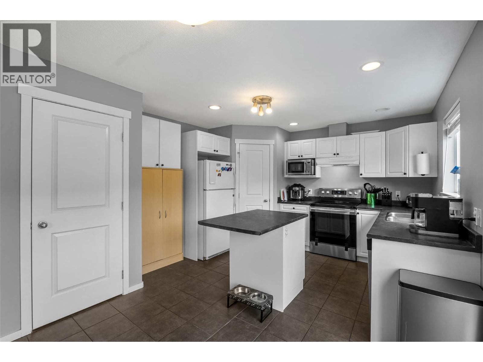 5200 Dallas Drive Unit# 40, Kamloops, British Columbia  V2C 6Y8 - Photo 9 - 10390816