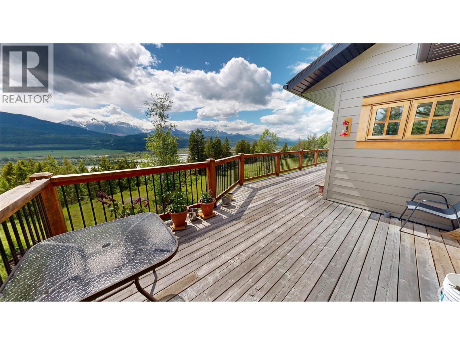 2660 95 Highway, Brisco, British Columbia  V0A 1B0 - Photo 14 - 10390601